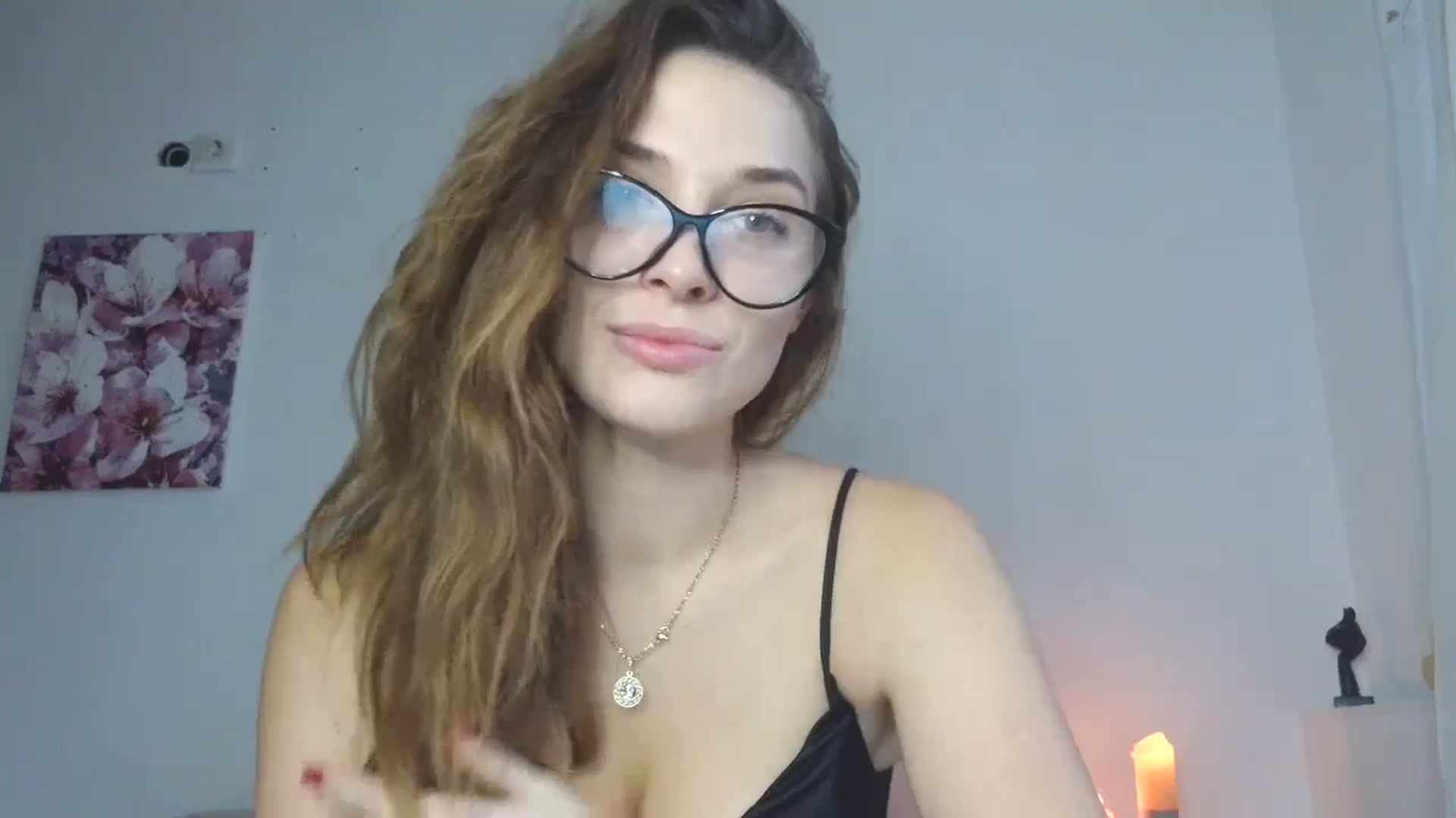 Gallery image thumbnail from HaleyReed's myfreecams stream on, 12/02/2025, 10:45 image 20 of 20