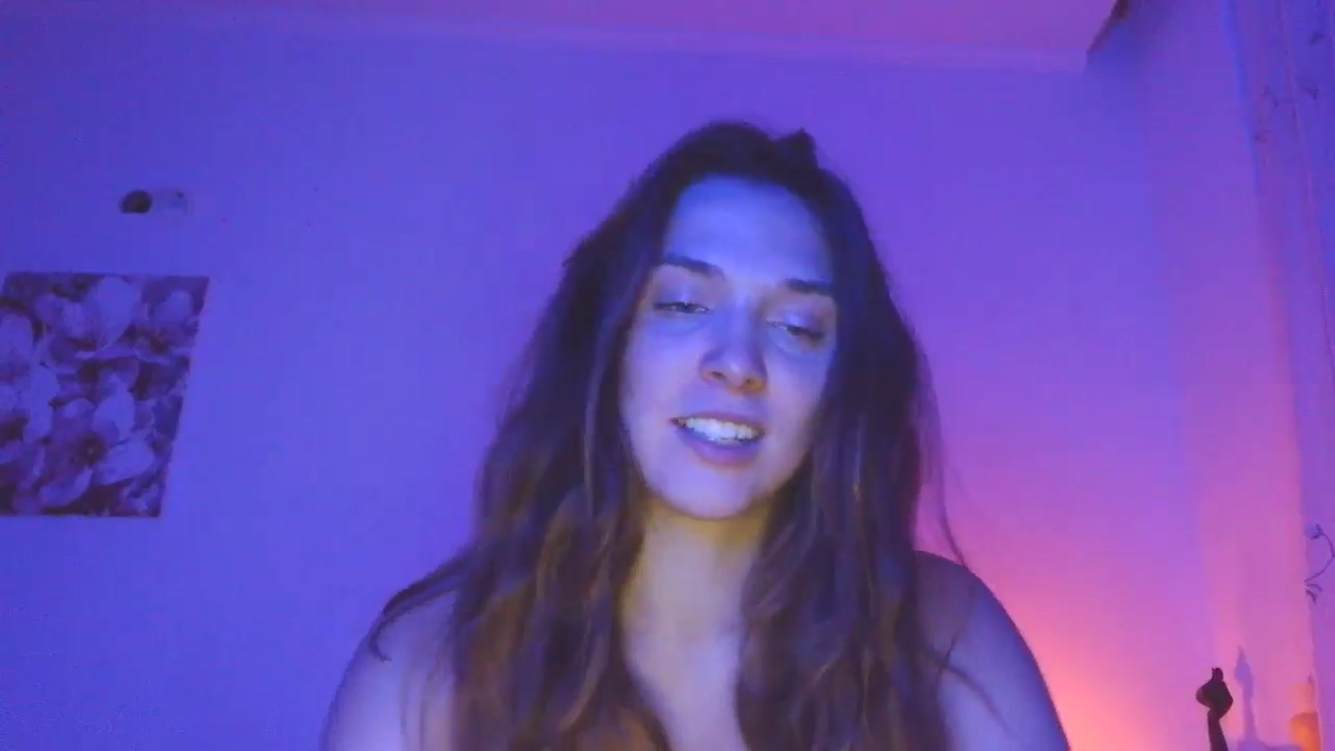 Gallery image thumbnail from HaleyReed's myfreecams stream on, 12/04/2025, 16:51 image 14 of 20
