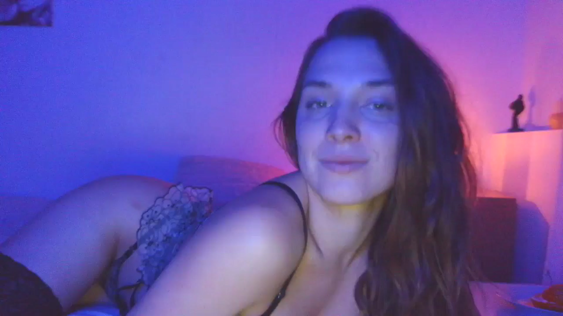 Gallery image thumbnail from HaleyReed's myfreecams stream on, 12/04/2025, 16:51 image 11 of 20