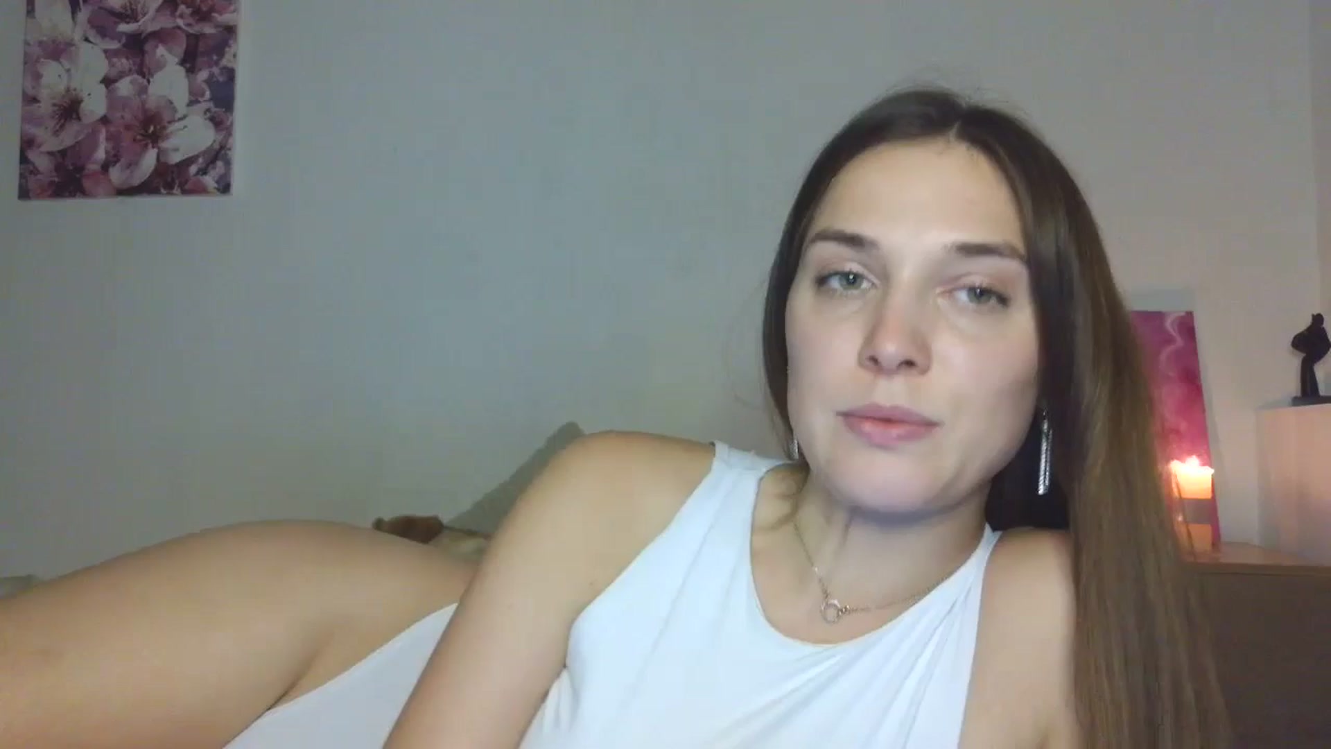 Gallery image thumbnail from HaleyReed's myfreecams stream on, 12/05/2025, 17:06 image 15 of 20