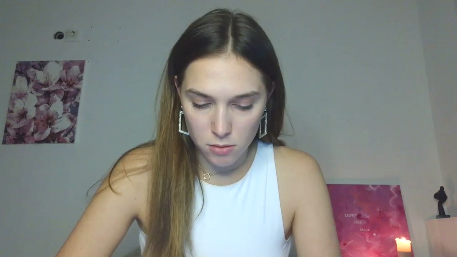 Gallery image thumbnail from HaleyReed's myfreecams stream on, 12/05/2025, 18:08 image 4 of 20
