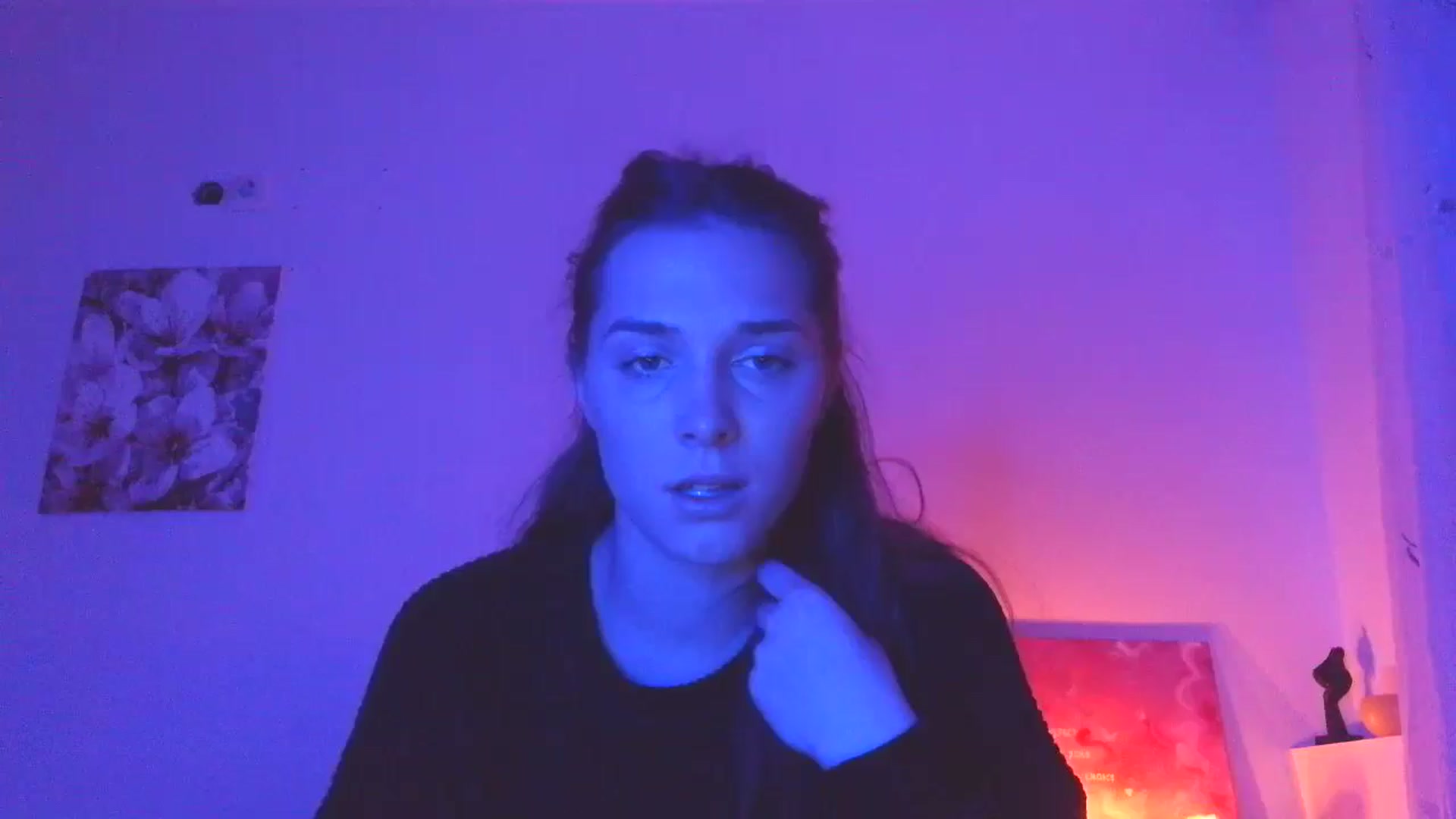 Gallery image thumbnail from HaleyReed's myfreecams stream on, 12/10/2025, 14:53 image 20 of 20