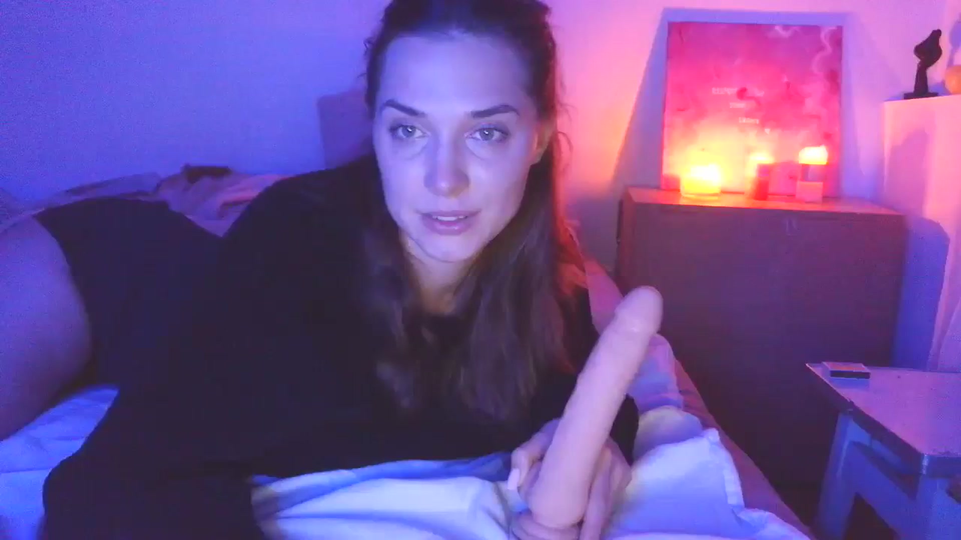 Gallery image thumbnail from HaleyReed's myfreecams stream on, 12/10/2025, 14:53 image 15 of 20