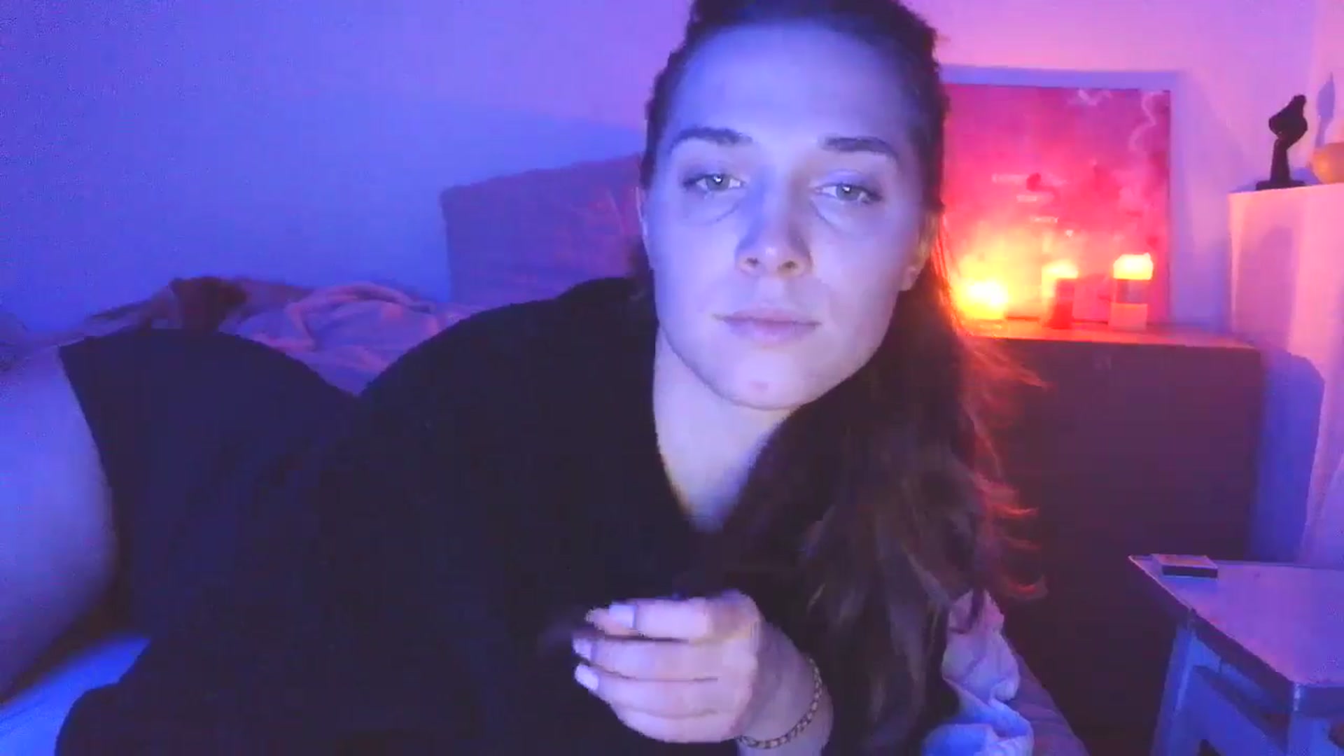 Gallery image thumbnail from HaleyReed's myfreecams stream on, 12/10/2025, 14:53 image 4 of 20