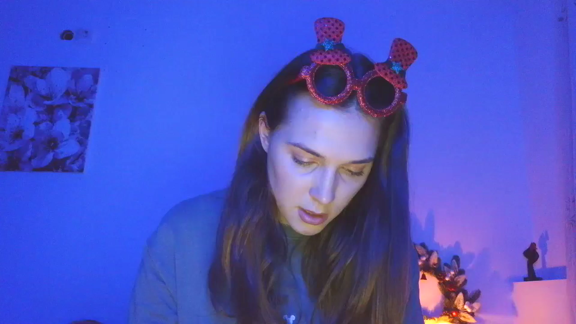 Gallery image thumbnail from HaleyReed's myfreecams stream on, 12/11/2025, 15:41 image 1 of 20