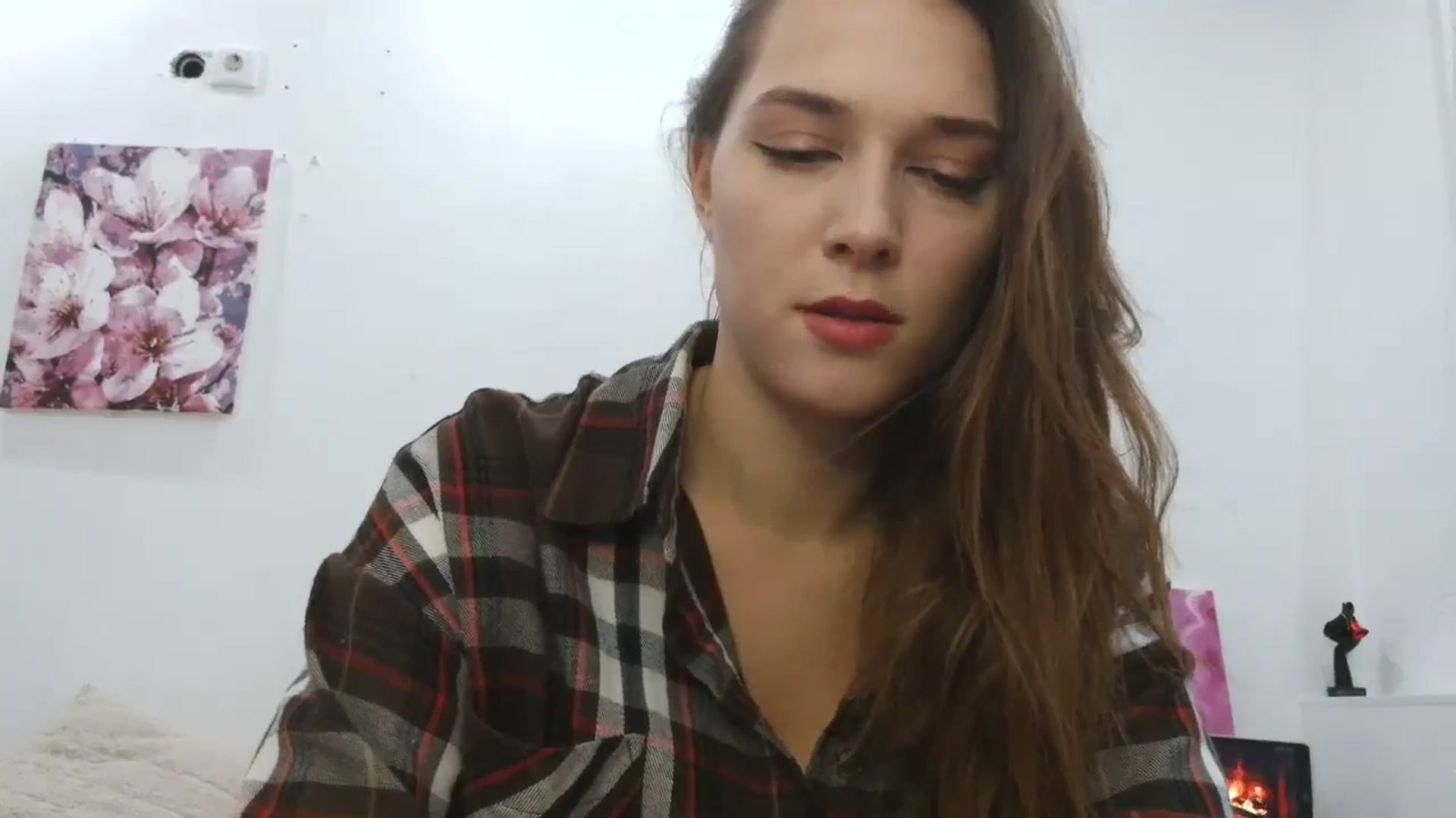 Gallery image thumbnail from HaleyReed's myfreecams stream on, 12/14/2025, 14:02 image 2 of 20
