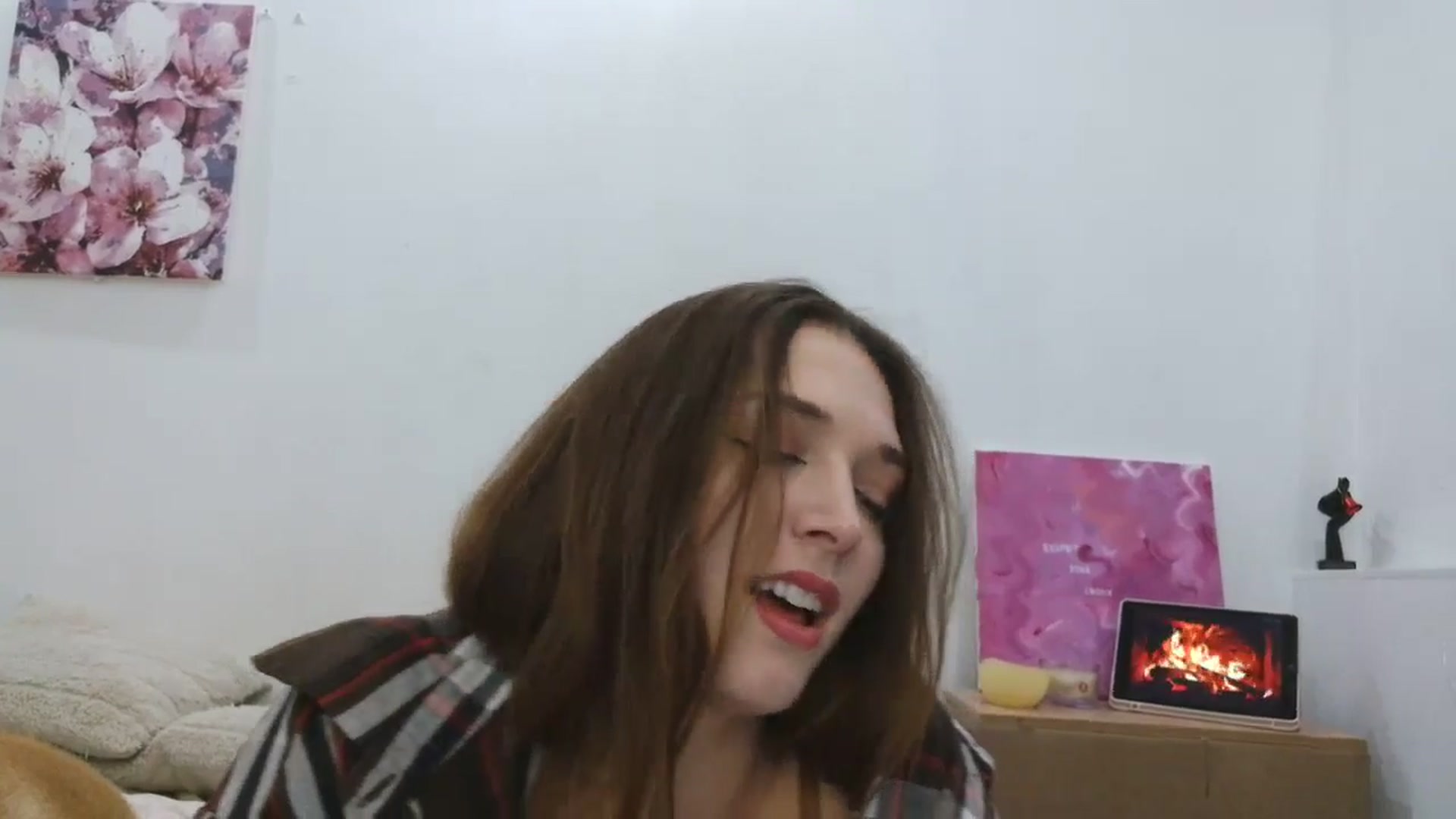 Gallery image thumbnail from HaleyReed's myfreecams stream on, 12/14/2025, 14:02 image 9 of 20