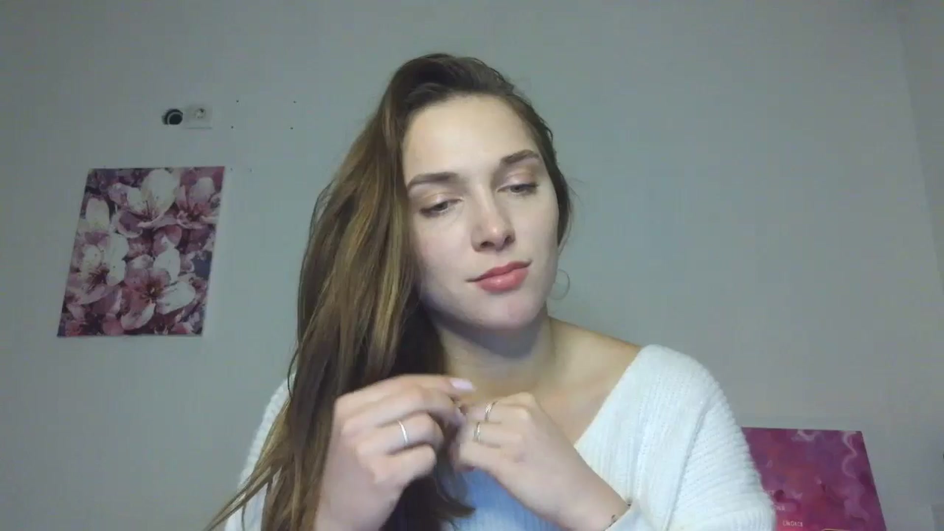 Gallery image thumbnail from HaleyReed's myfreecams stream on, 12/15/2025, 17:37 image 2 of 20