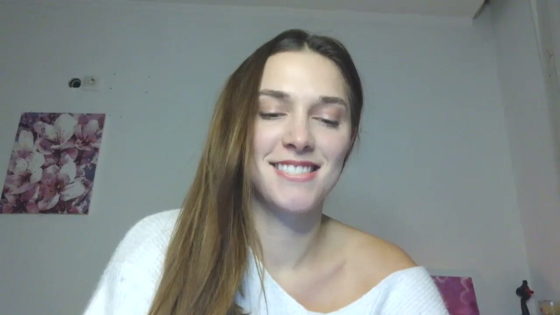 Gallery image thumbnail from HaleyReed's myfreecams stream on, 12/15/2025, 17:37 image 19 of 20
