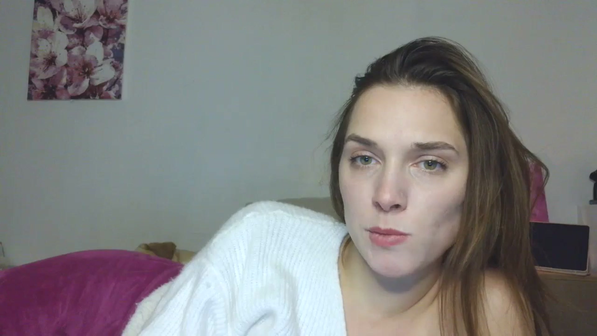 Gallery image thumbnail from HaleyReed's myfreecams stream on, 12/15/2025, 17:37 image 10 of 20