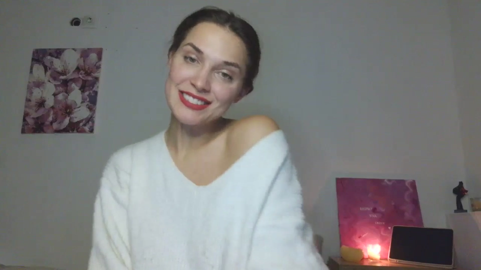 Gallery image thumbnail from HaleyReed's myfreecams stream on, 12/15/2025, 18:41 image 15 of 20