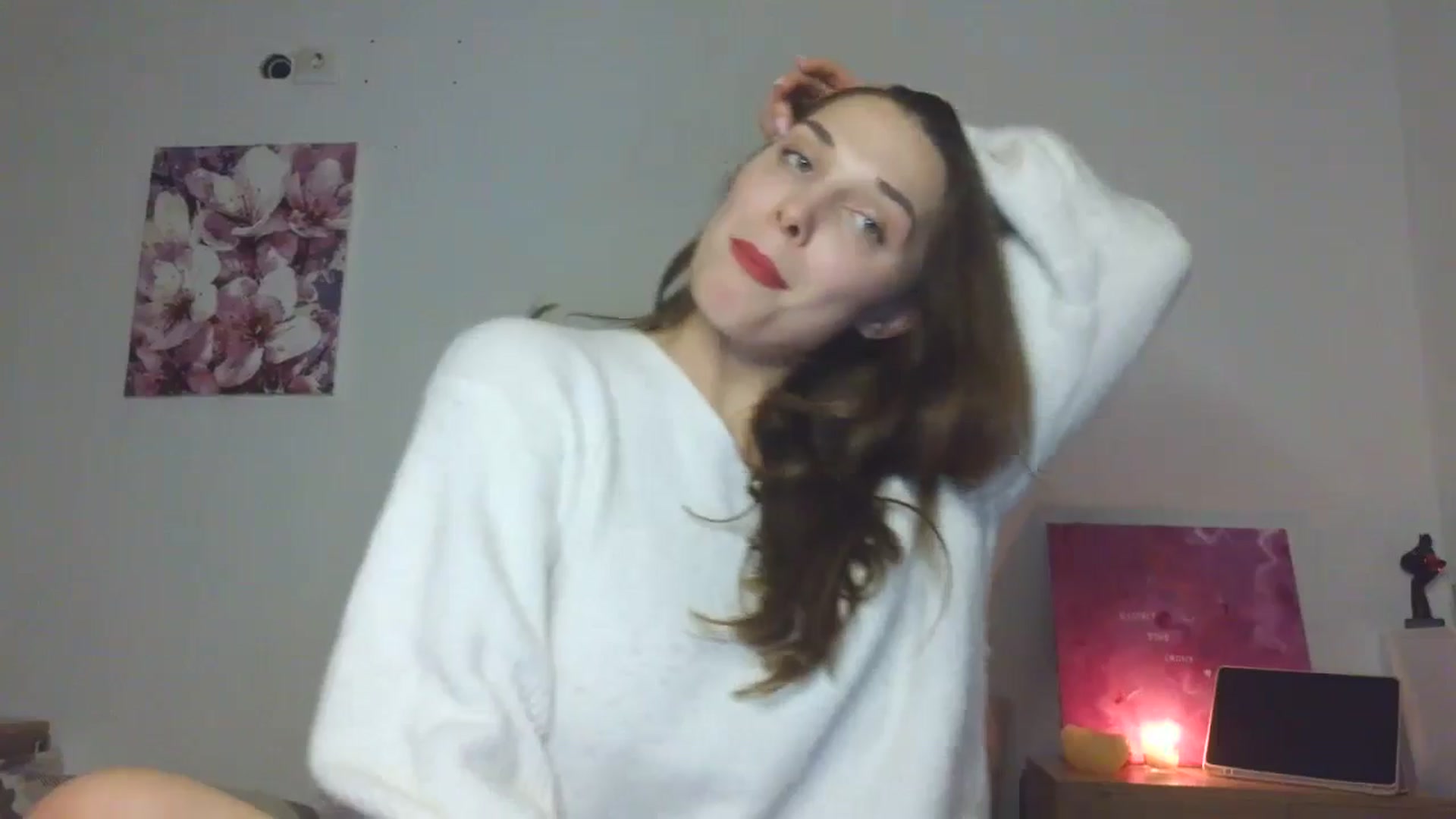 Gallery image thumbnail from HaleyReed's myfreecams stream on, 12/15/2025, 18:41 image 10 of 20
