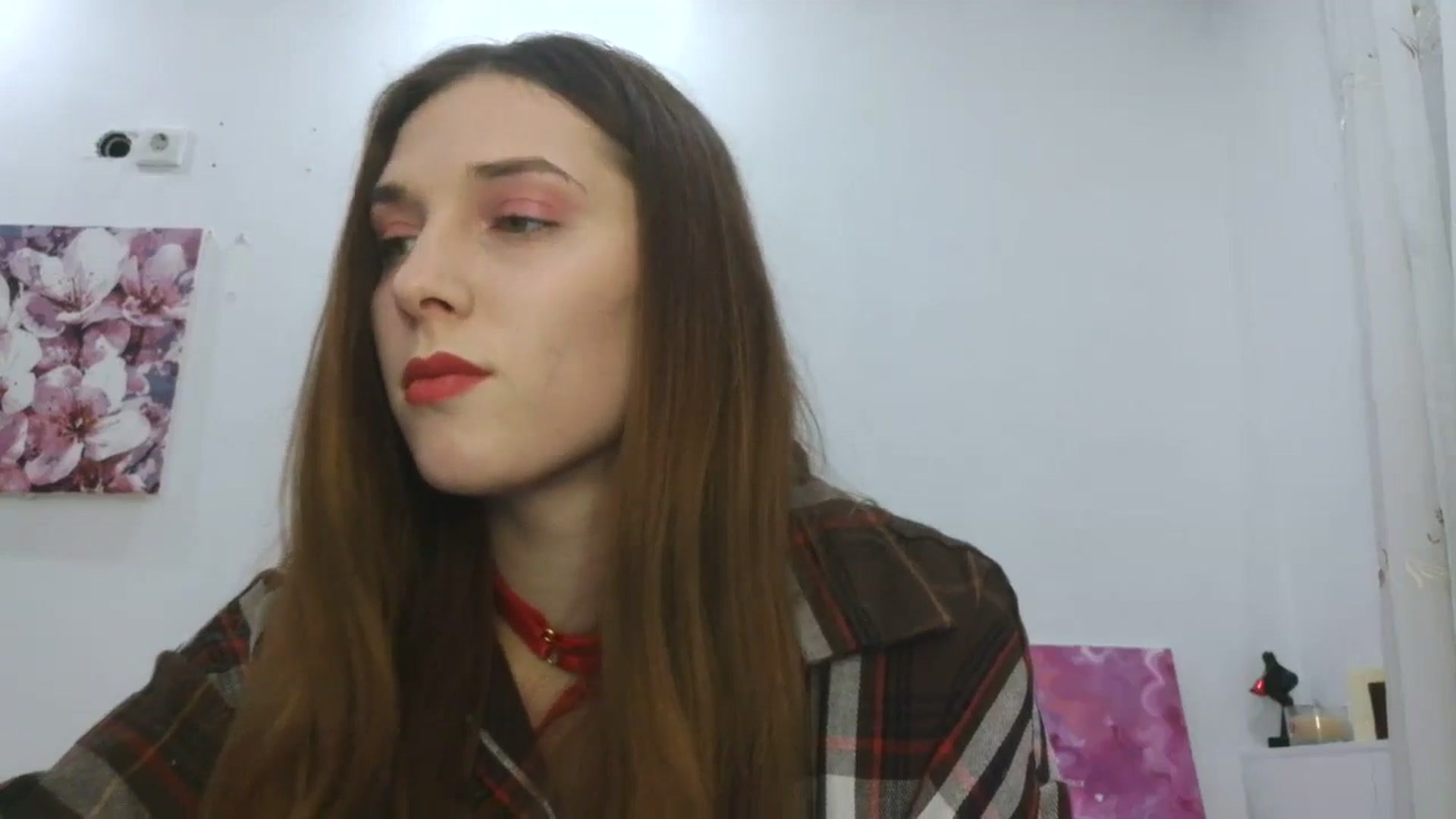 Gallery image thumbnail from HaleyReed's myfreecams stream on, 12/17/2025, 13:30 image 9 of 20