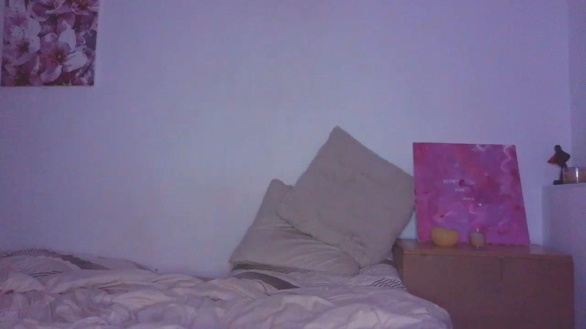 Gallery image thumbnail from HaleyReed's myfreecams stream on, 12/17/2025, 18:04 image 1 of 20