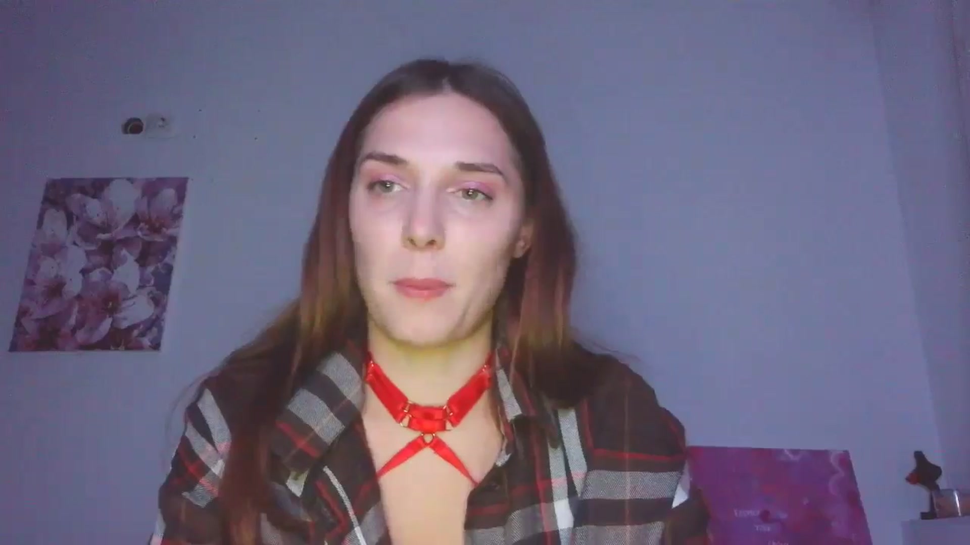 Gallery image thumbnail from HaleyReed's myfreecams stream on, 12/17/2025, 18:04 image 14 of 20