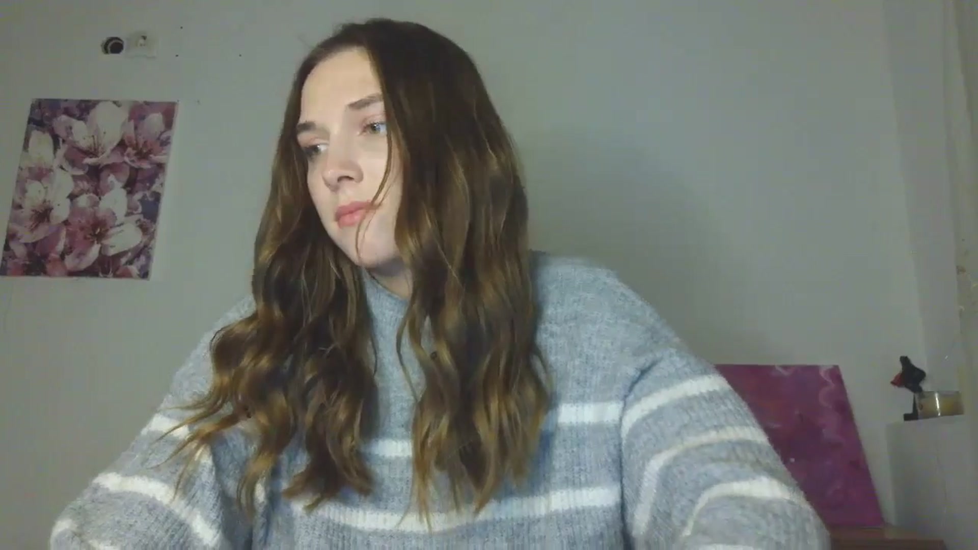Gallery image thumbnail from HaleyReed's myfreecams stream on, 12/18/2025, 15:56 image 5 of 20