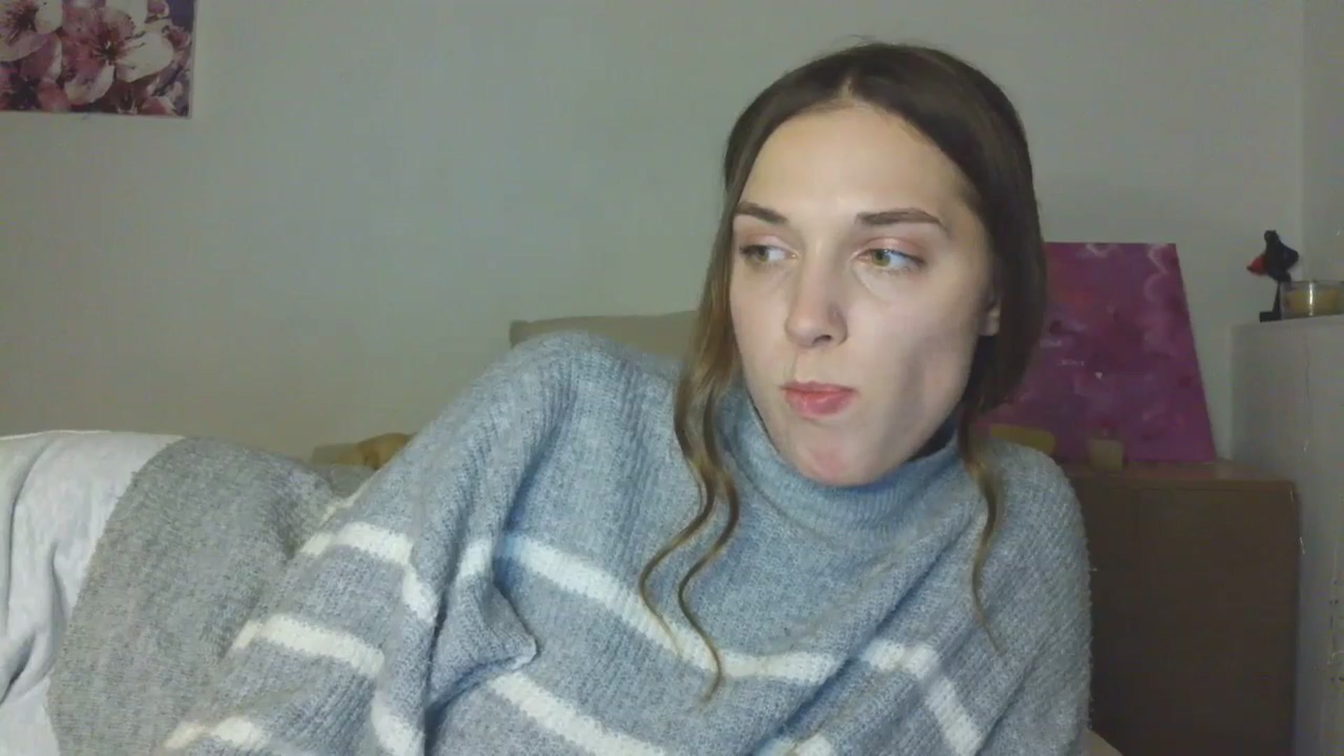 Gallery image thumbnail from HaleyReed's myfreecams stream on, 12/18/2025, 15:56 image 10 of 20