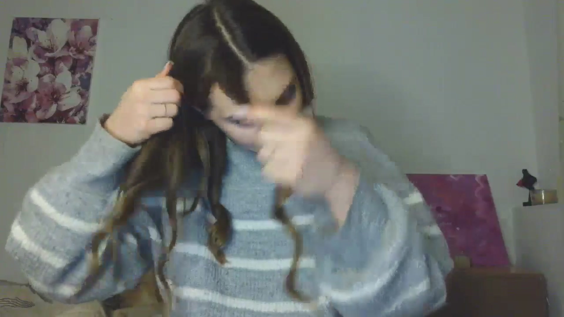 Gallery image thumbnail from HaleyReed's myfreecams stream on, 12/18/2025, 15:56 image 2 of 20