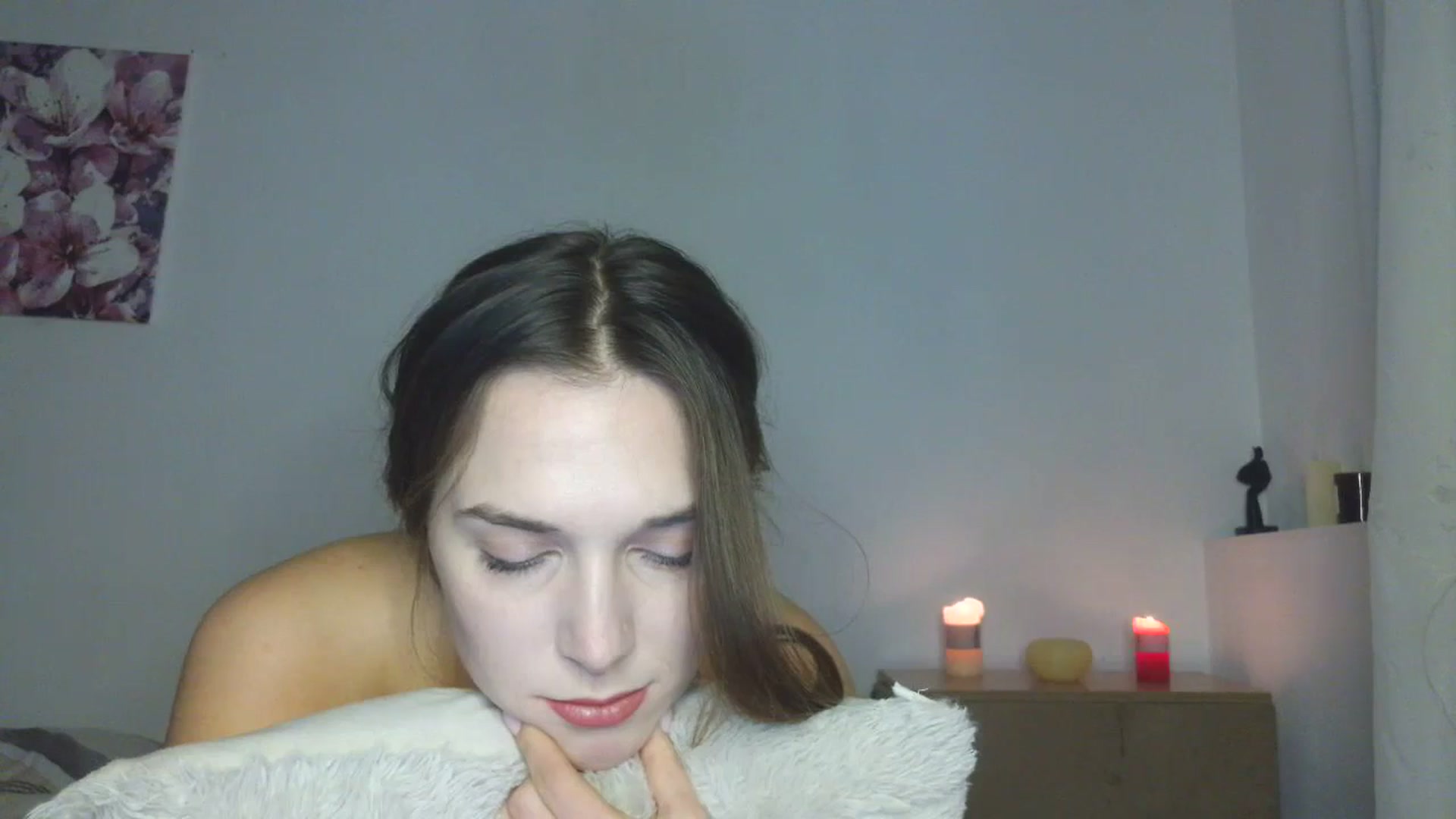 Gallery image thumbnail from HaleyReed's myfreecams stream on, 12/19/2025, 13:10 image 17 of 20