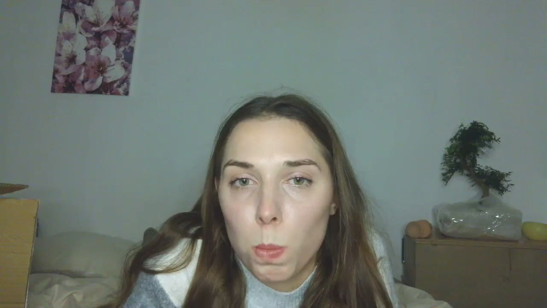 Gallery image thumbnail from HaleyReed's myfreecams stream on, 12/19/2025, 17:30 image 9 of 20