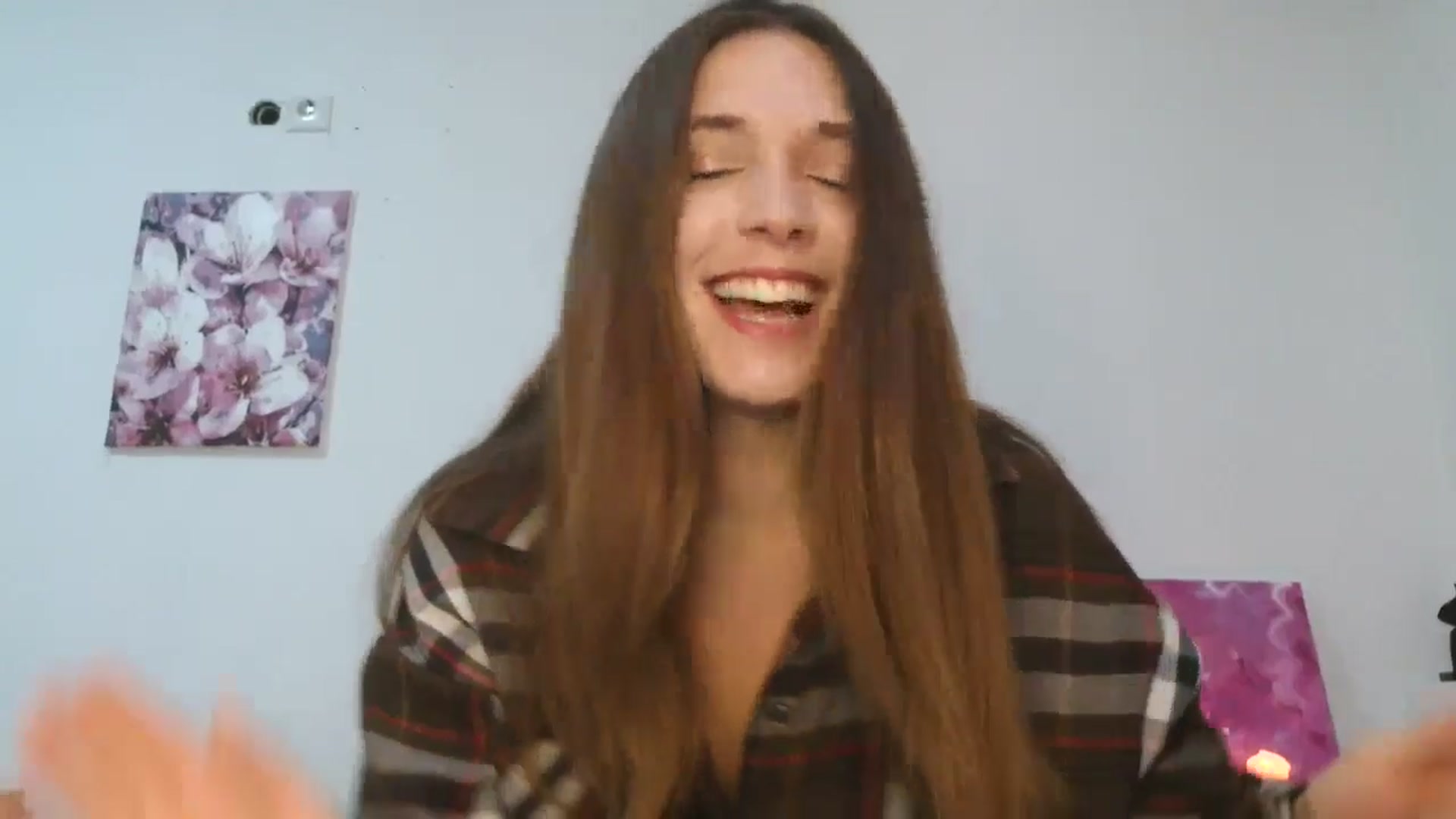 Gallery image thumbnail from HaleyReed's myfreecams stream on, 12/20/2025, 12:57 image 2 of 20