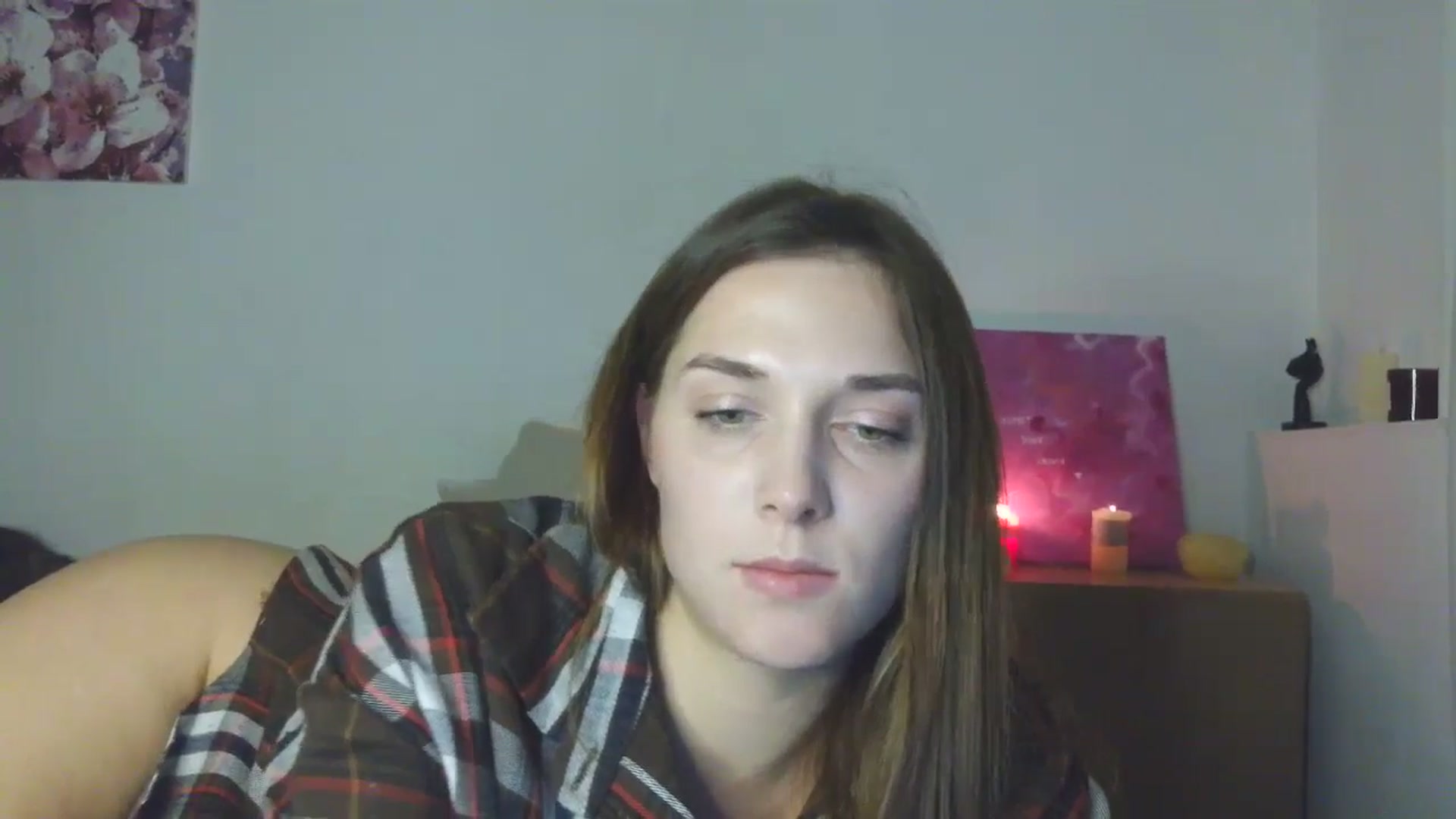 Gallery image thumbnail from HaleyReed's myfreecams stream on, 12/20/2025, 18:20 image 13 of 20