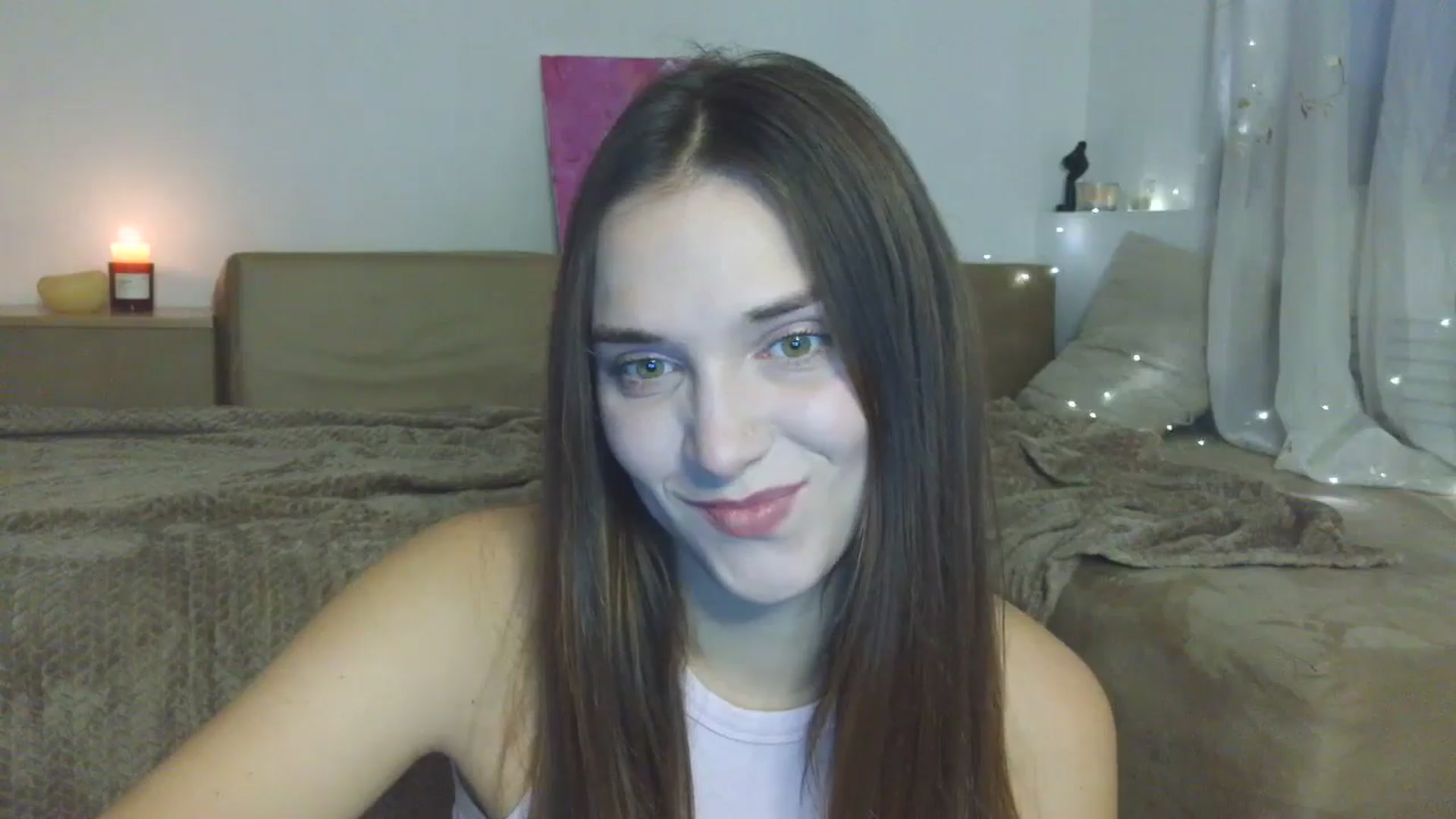 Gallery image thumbnail from HaleyReed's myfreecams stream on, 12/22/2025, 13:58 image 2 of 20