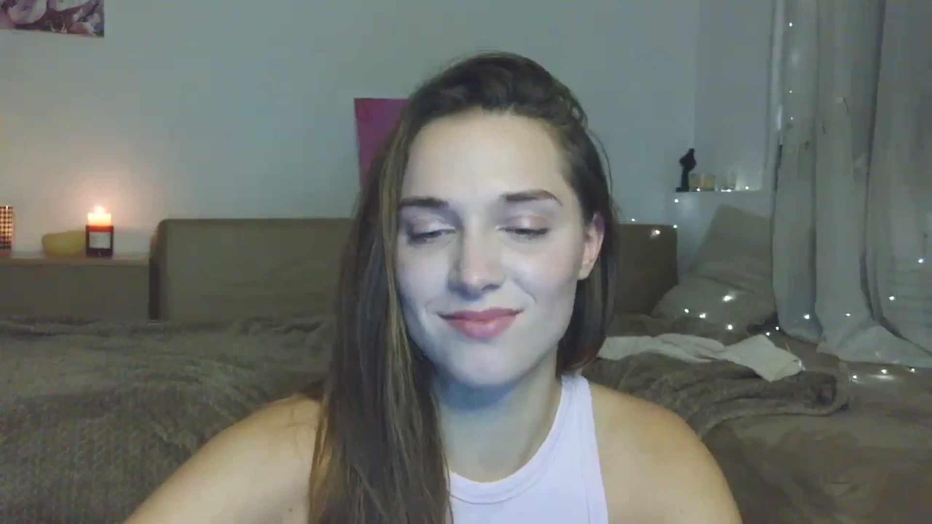 Gallery image thumbnail from HaleyReed's myfreecams stream on, 12/22/2025, 14:17 image 14 of 20