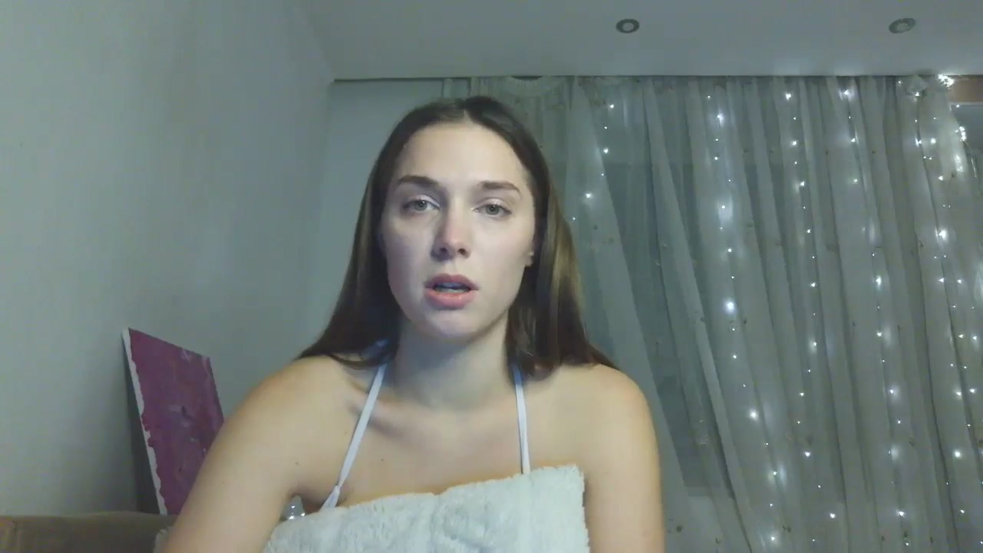 Gallery image thumbnail from HaleyReed's myfreecams stream on, 12/22/2025, 16:30 image 5 of 20