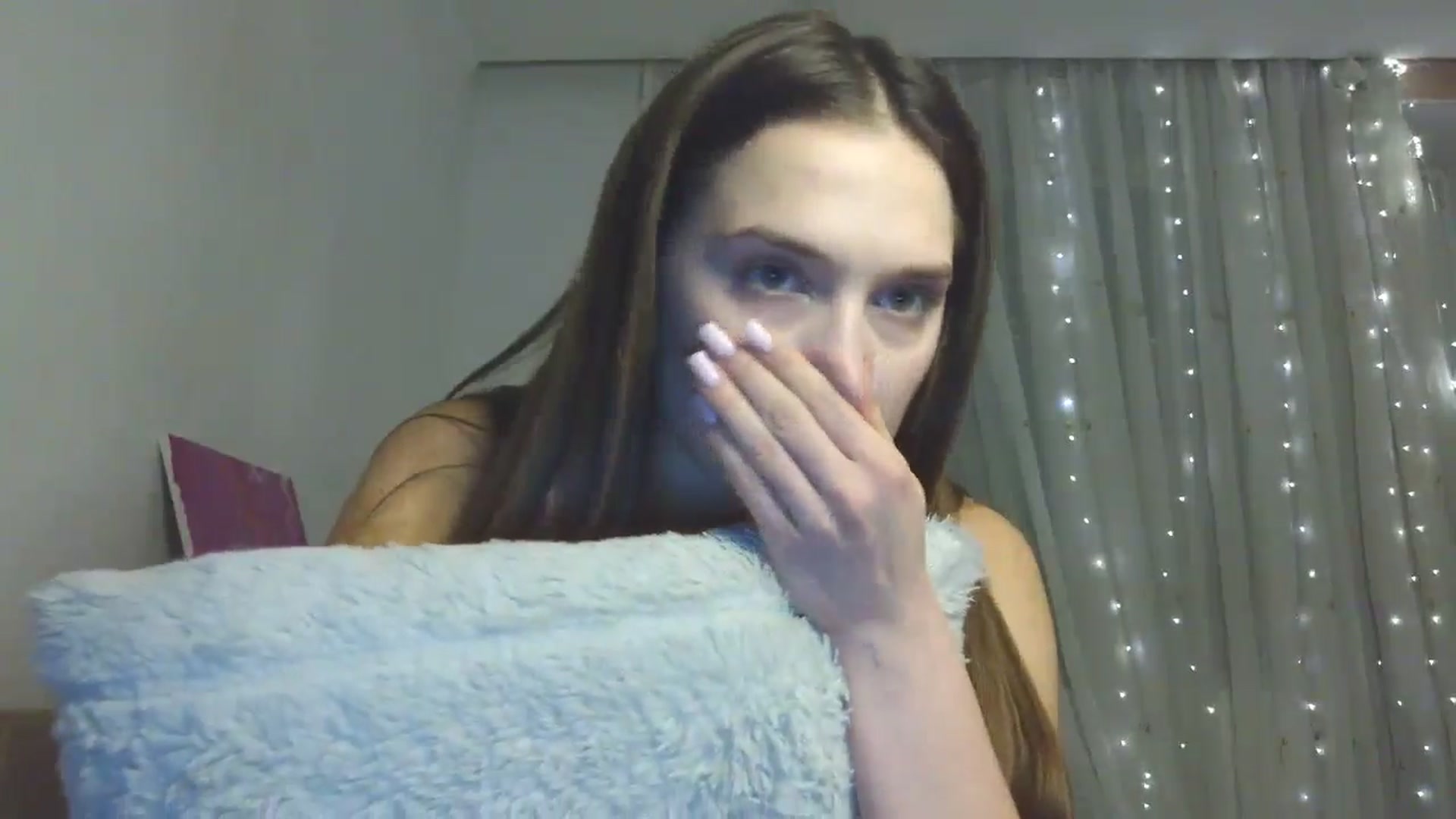 Gallery image thumbnail from HaleyReed's myfreecams stream on, 12/22/2025, 16:30 image 15 of 20
