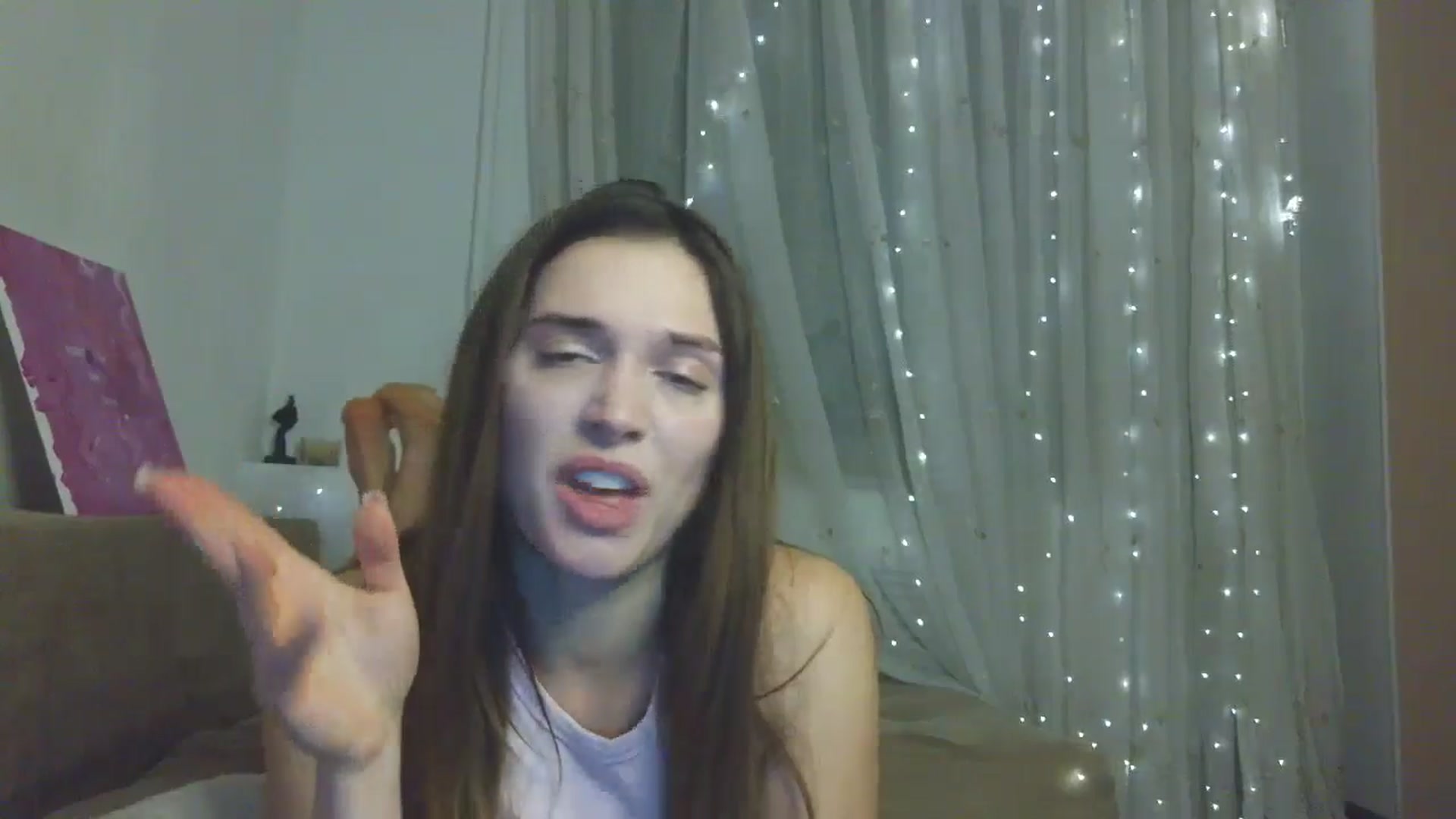 Gallery image thumbnail from HaleyReed's myfreecams stream on, 12/22/2025, 17:15 image 7 of 20