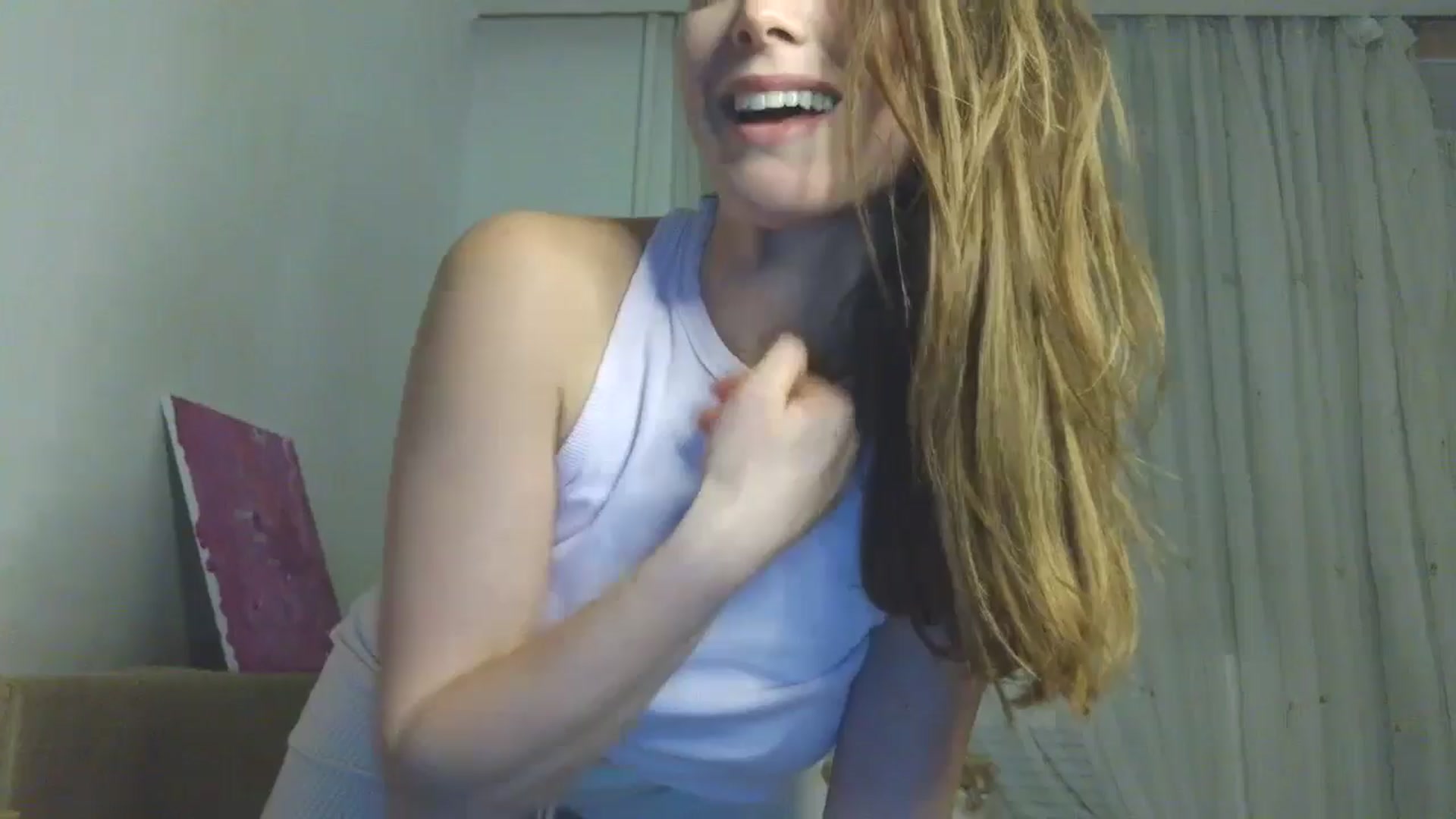 Gallery image thumbnail from HaleyReed's myfreecams stream on, 12/22/2025, 17:53 image 14 of 20