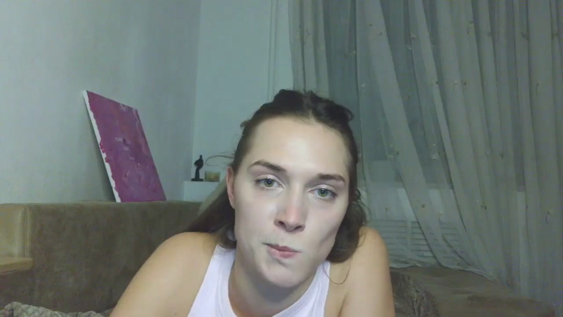 Gallery image thumbnail from HaleyReed's myfreecams stream on, 12/22/2025, 18:43 image 14 of 20