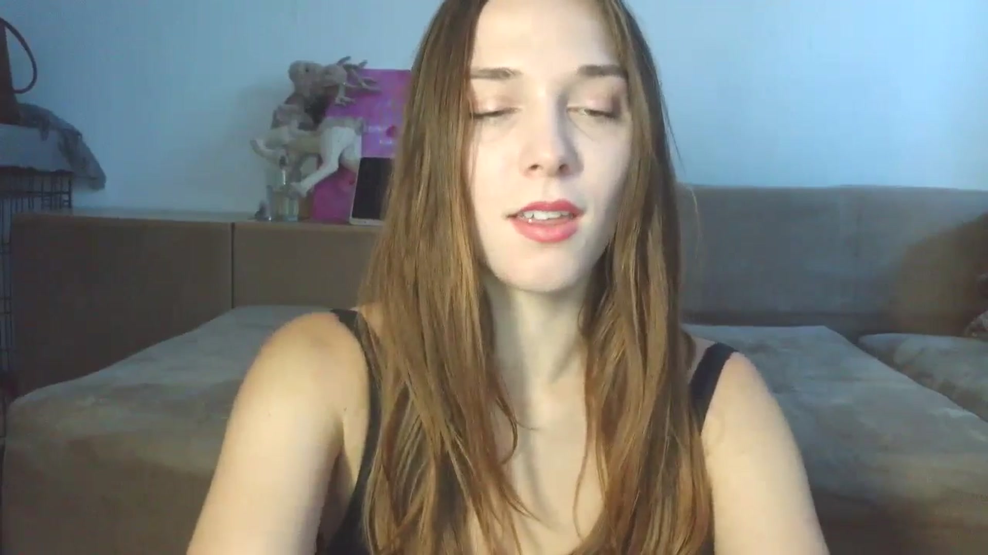 Gallery image thumbnail from HaleyReed's myfreecams stream on, 12/24/2025, 11:11 image 9 of 20