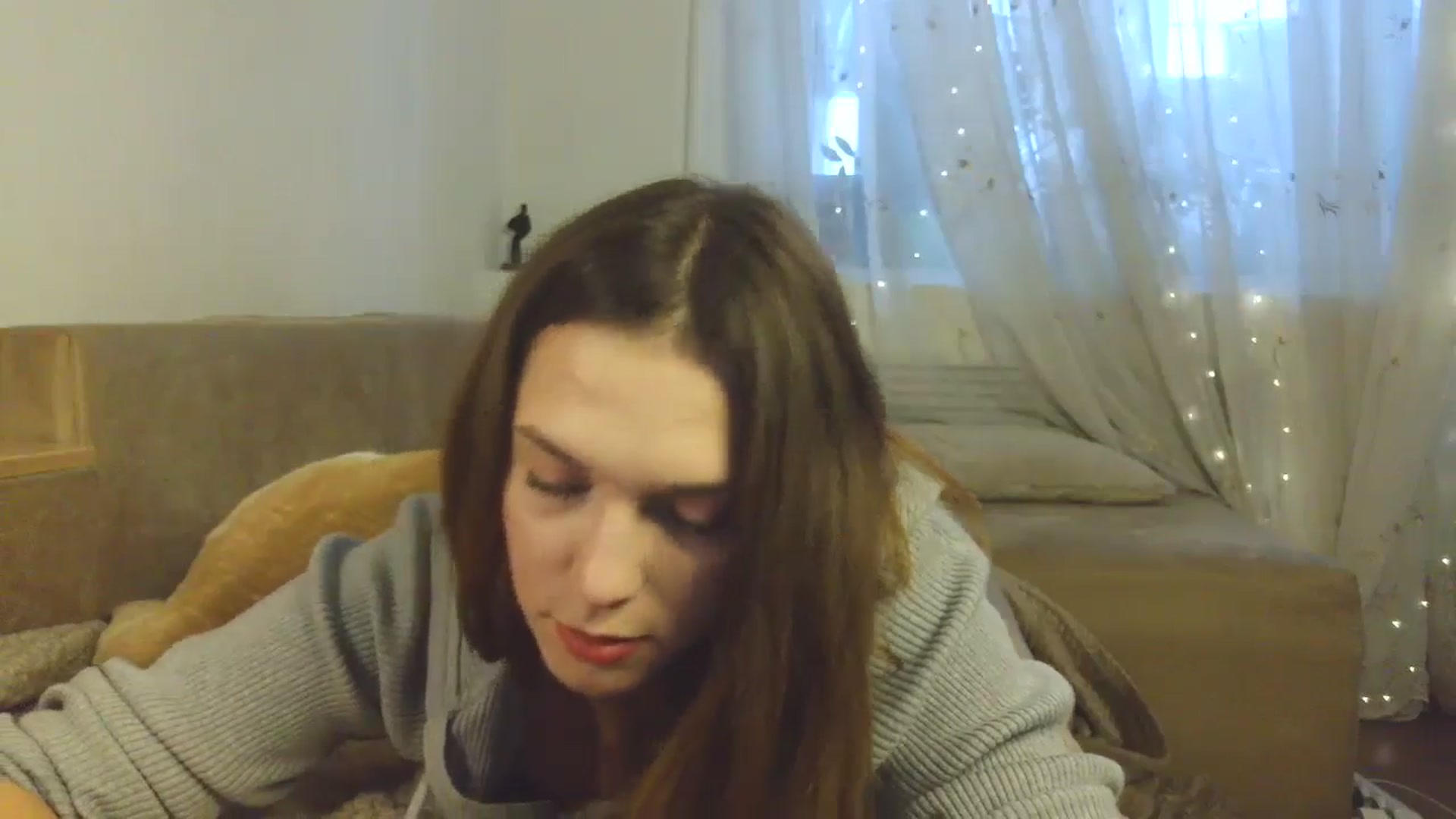 Gallery image thumbnail from HaleyReed's myfreecams stream on, 12/25/2025, 12:42 image 6 of 20