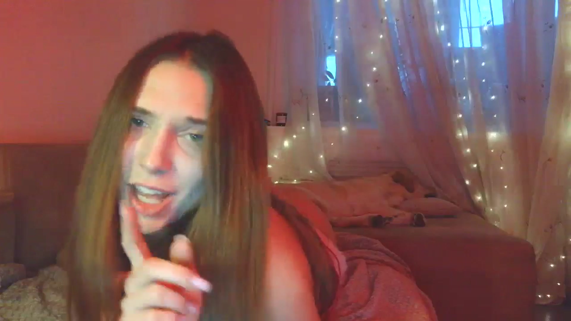 Gallery image thumbnail from HaleyReed's myfreecams stream on, 12/25/2025, 13:20 image 16 of 20