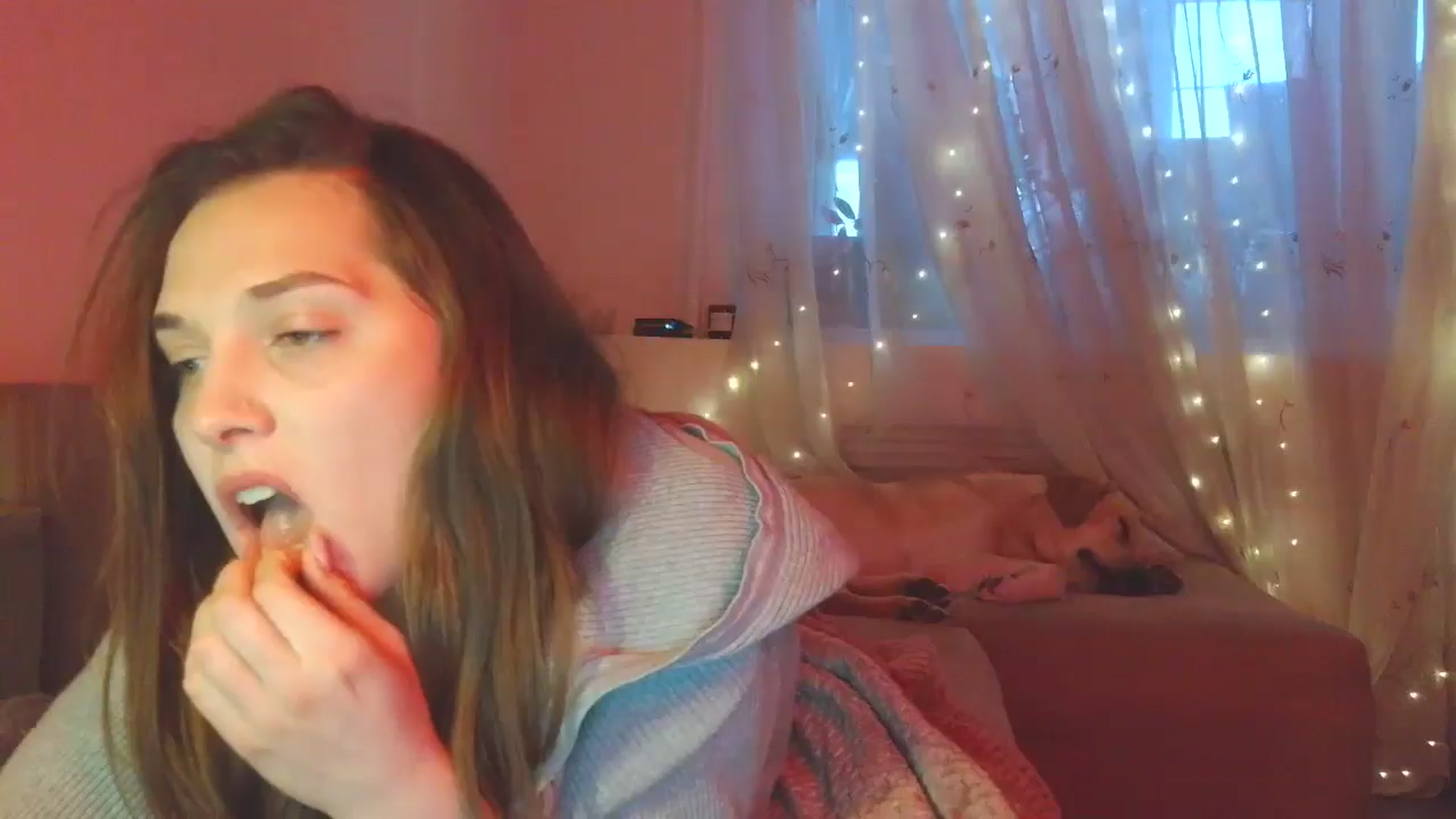 Gallery image thumbnail from HaleyReed's myfreecams stream on, 12/25/2025, 13:20 image 1 of 20
