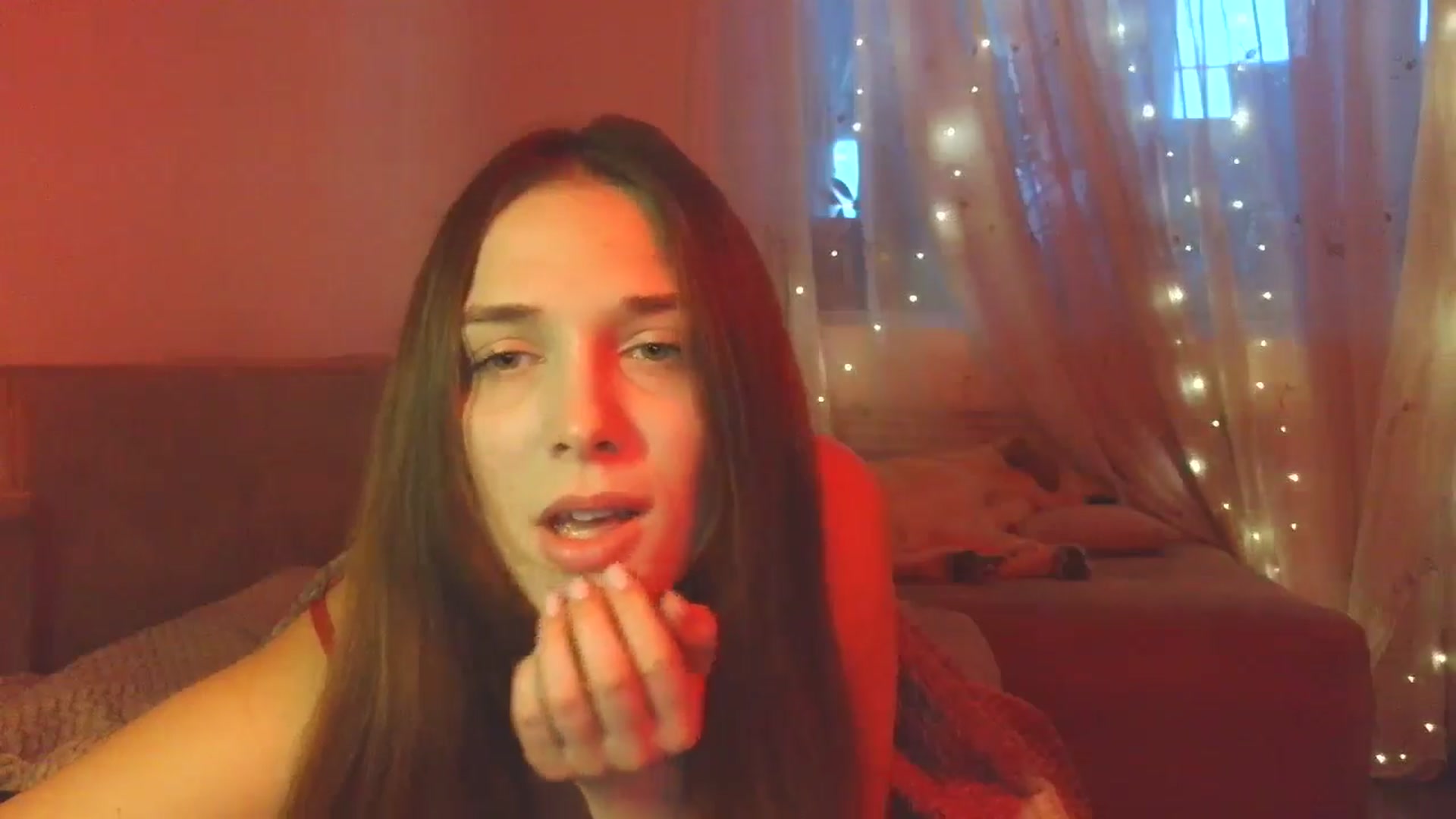 Gallery image thumbnail from HaleyReed's myfreecams stream on, 12/25/2025, 13:20 image 18 of 20