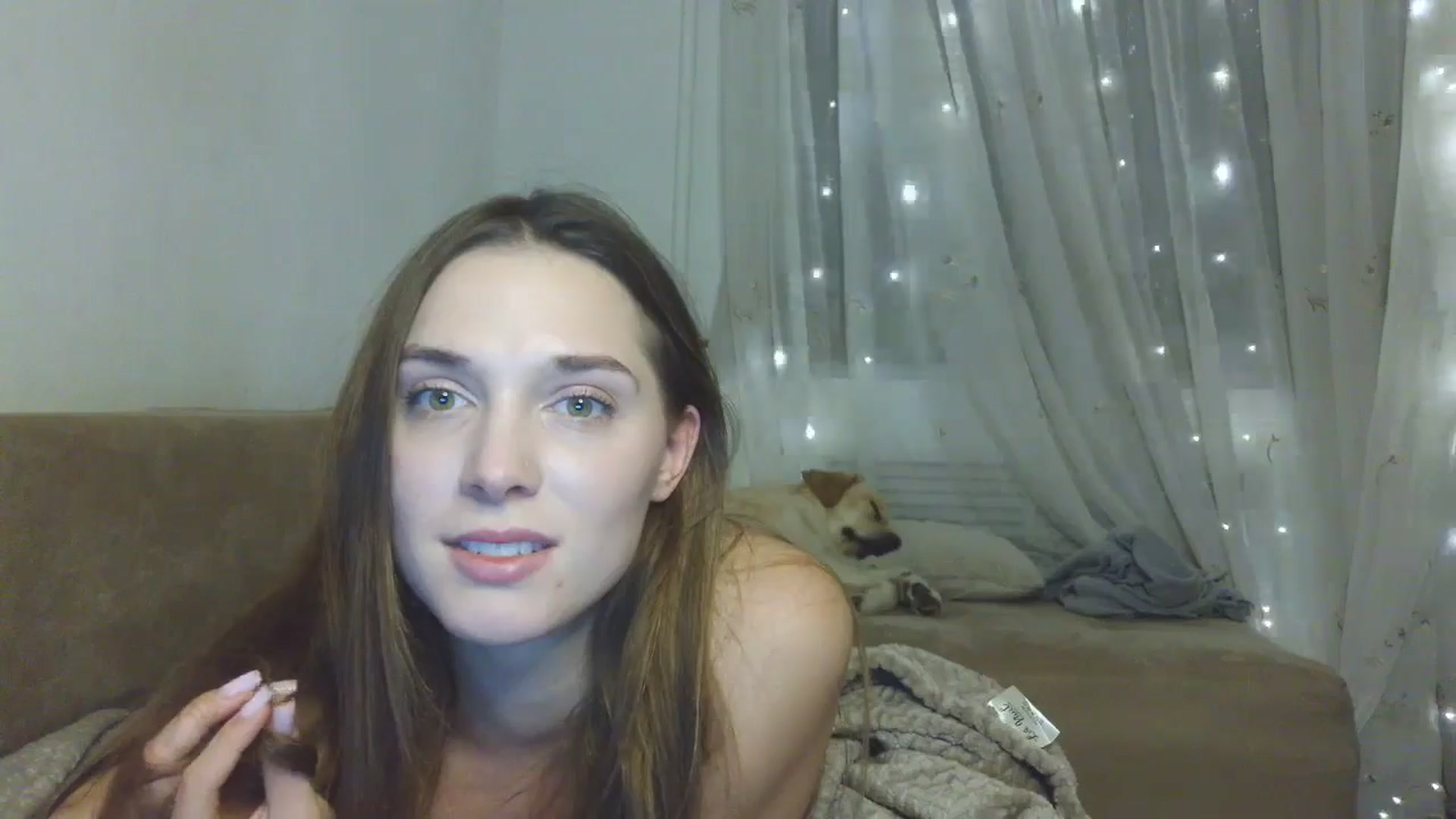 Gallery image thumbnail from HaleyReed's myfreecams stream on, 12/25/2025, 15:40 image 9 of 20