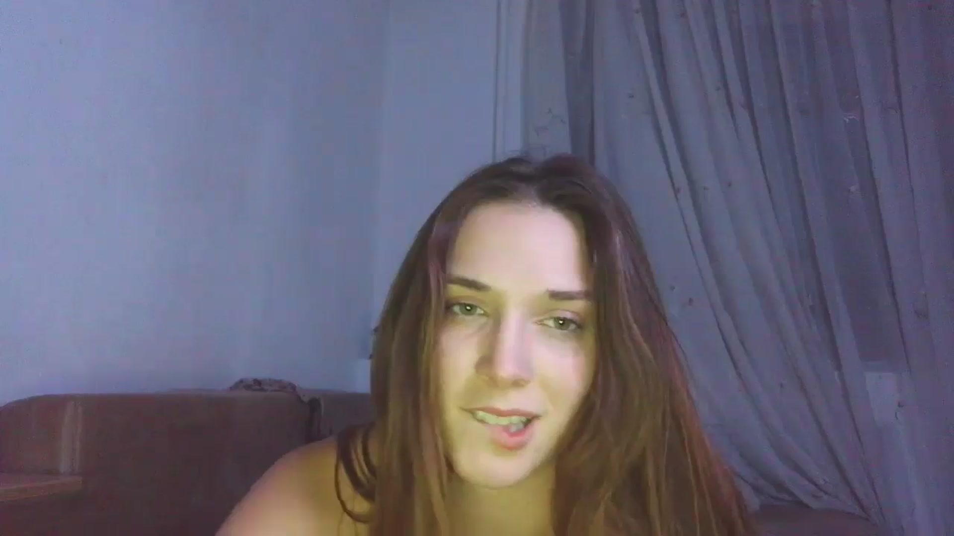 Gallery image thumbnail from HaleyReed's myfreecams stream on, 12/25/2025, 16:56 image 4 of 20