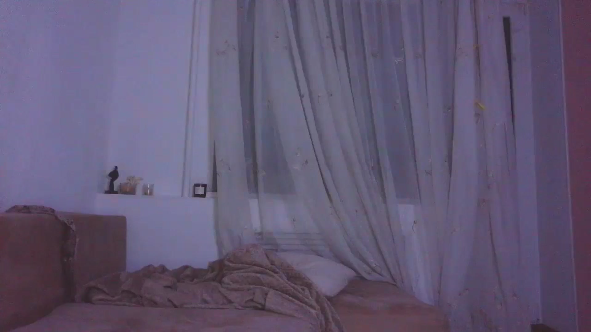 Gallery image thumbnail from HaleyReed's myfreecams stream on, 12/25/2025, 16:56 image 17 of 20