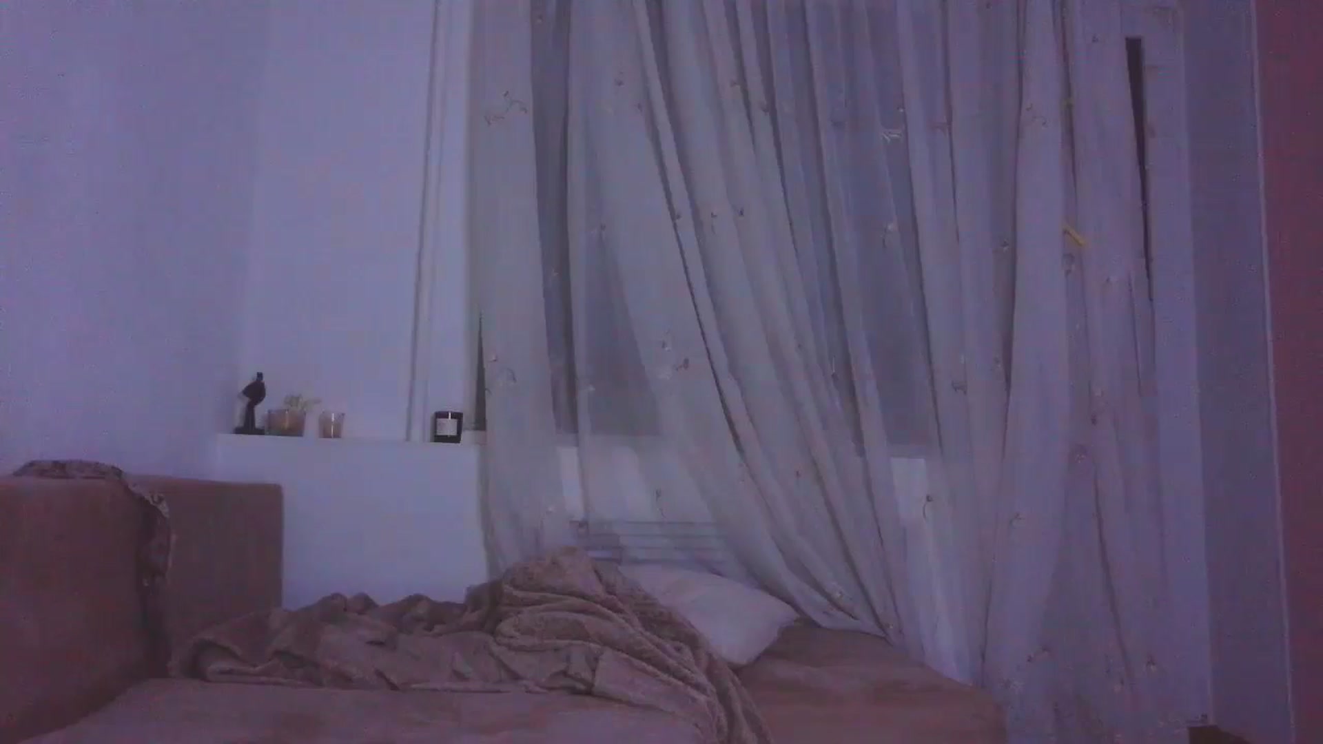 Gallery image thumbnail from HaleyReed's myfreecams stream on, 12/25/2025, 16:56 image 19 of 20