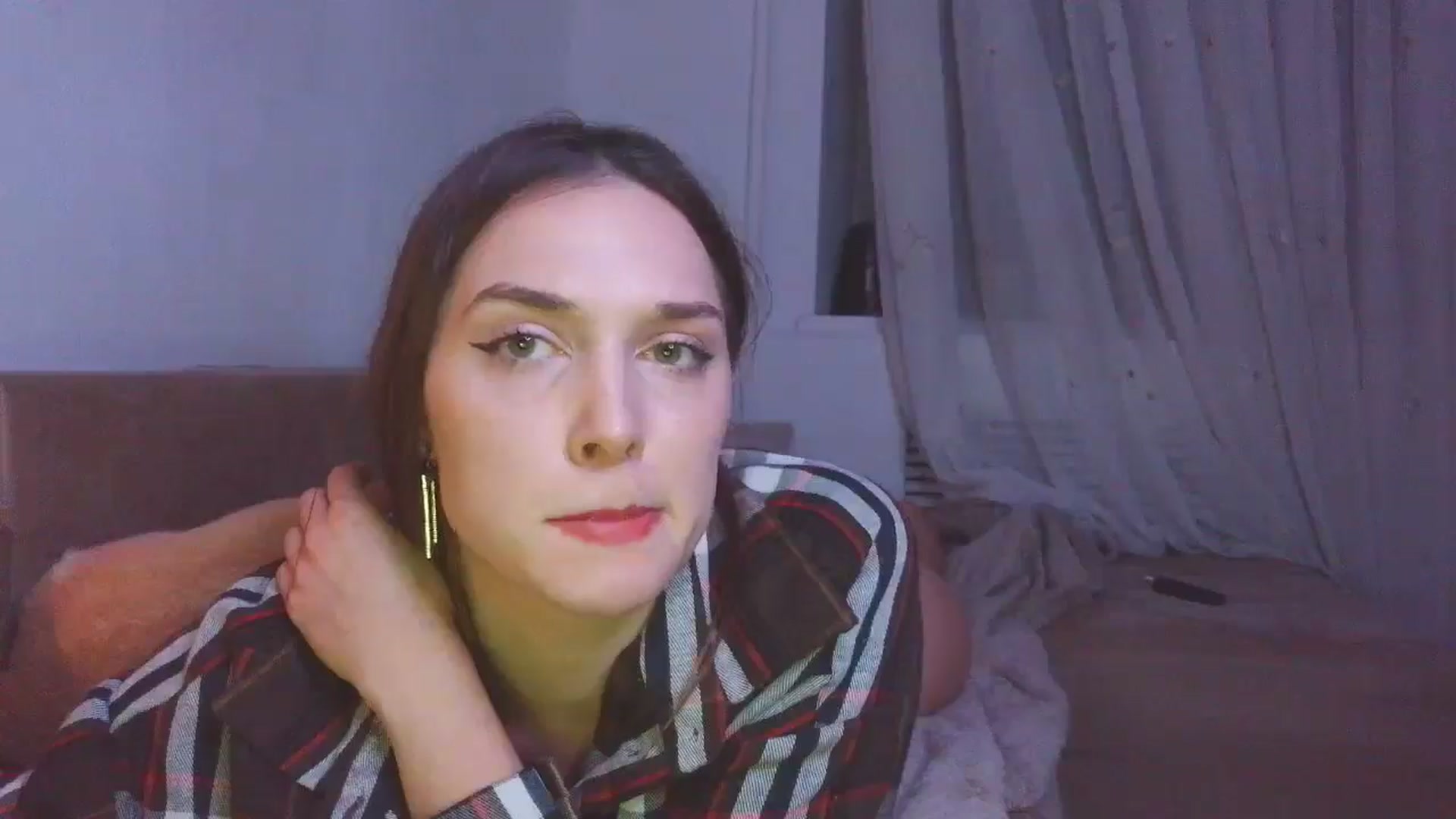 Gallery image thumbnail from HaleyReed's myfreecams stream on, 12/26/2025, 17:02 image 2 of 20