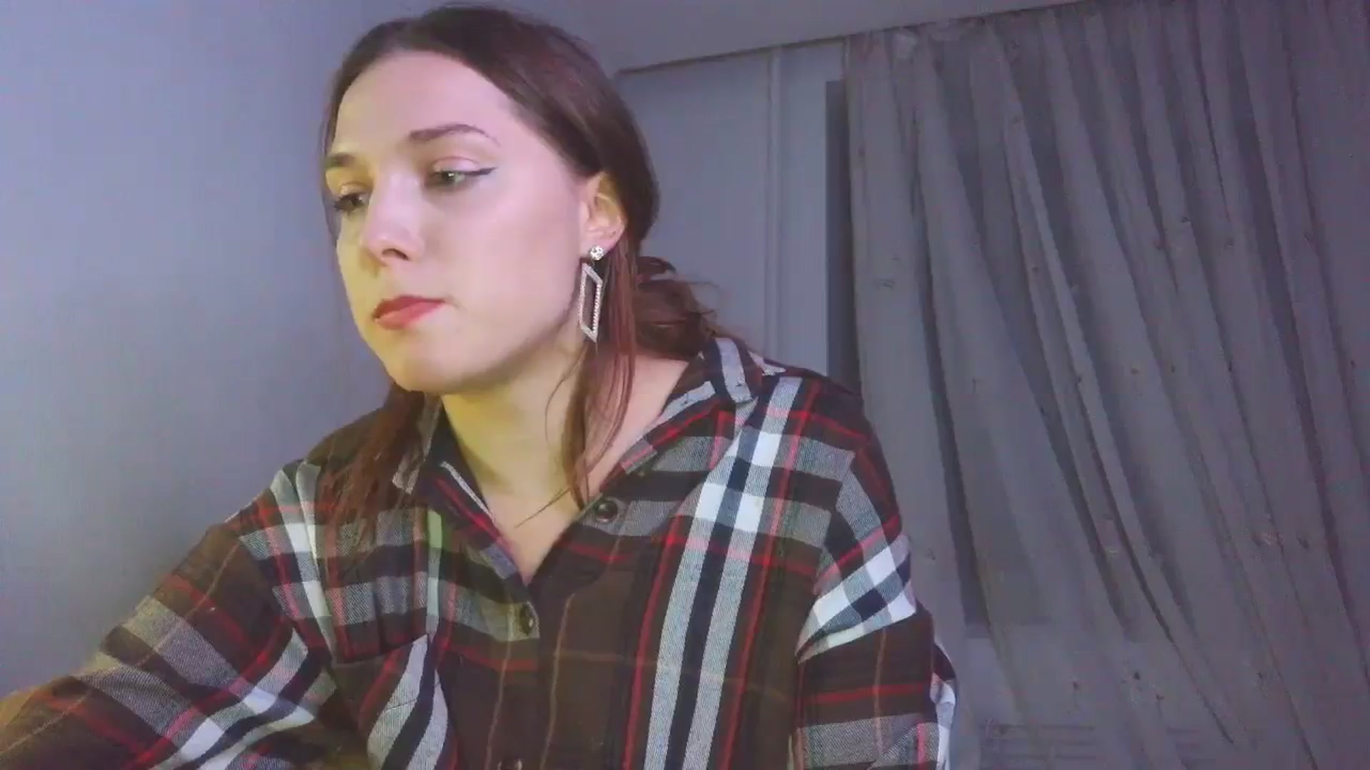 Gallery image thumbnail from HaleyReed's myfreecams stream on, 12/26/2025, 17:02 image 14 of 20