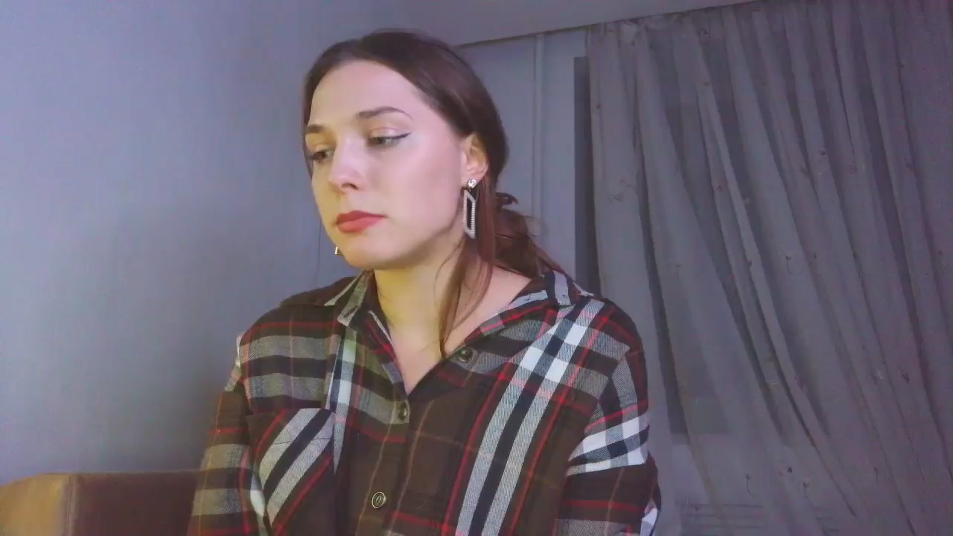 Gallery image thumbnail from HaleyReed's myfreecams stream on, 12/26/2025, 17:02 image 16 of 20