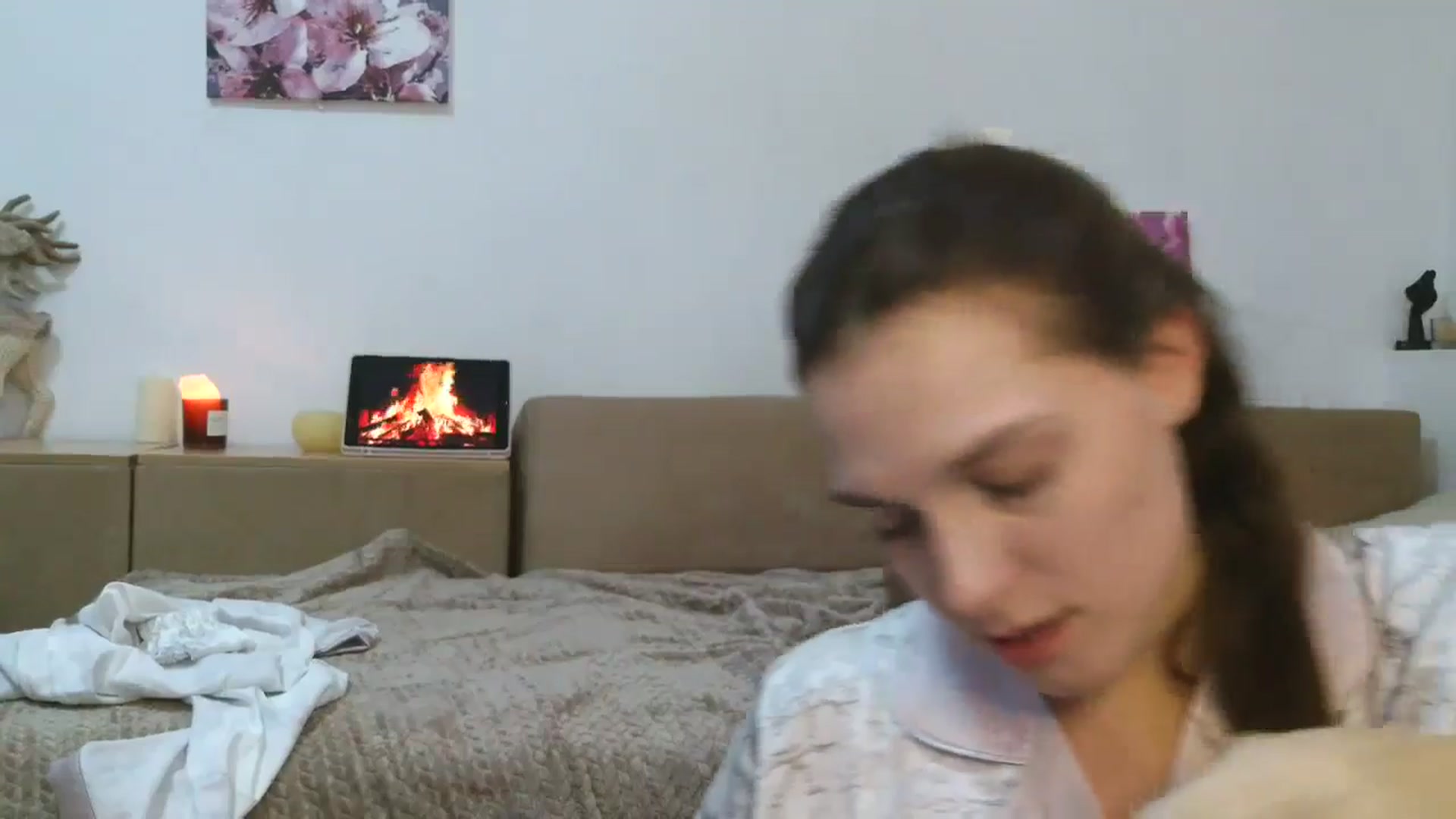 Gallery image thumbnail from HaleyReed's myfreecams stream on, 12/28/2025, 17:16 image 15 of 20