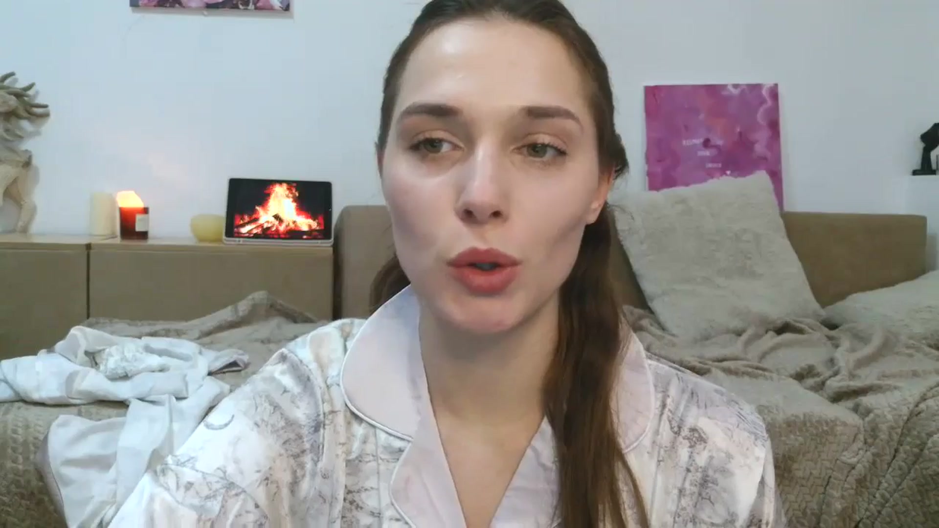 Gallery image thumbnail from HaleyReed's myfreecams stream on, 12/28/2025, 17:16 image 16 of 20