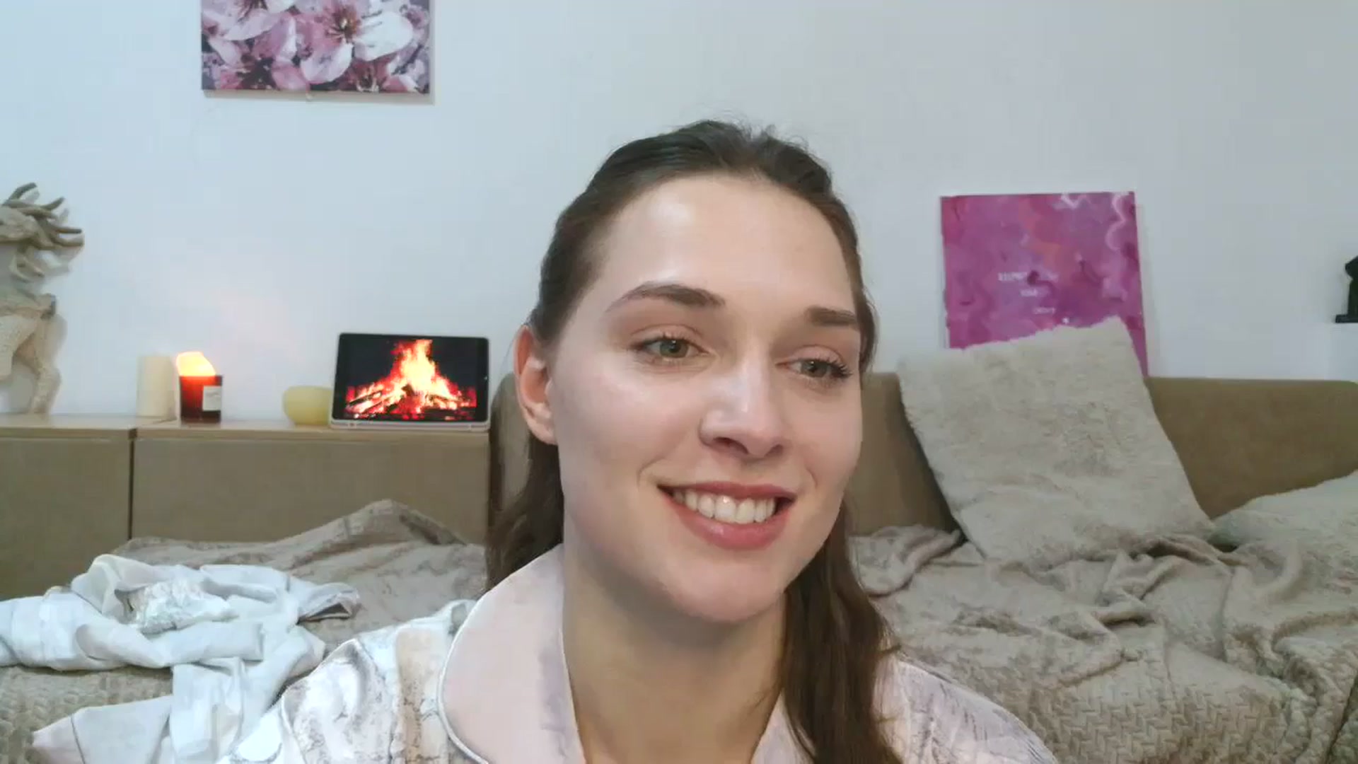 Gallery image thumbnail from HaleyReed's myfreecams stream on, 12/28/2025, 17:16 image 10 of 20