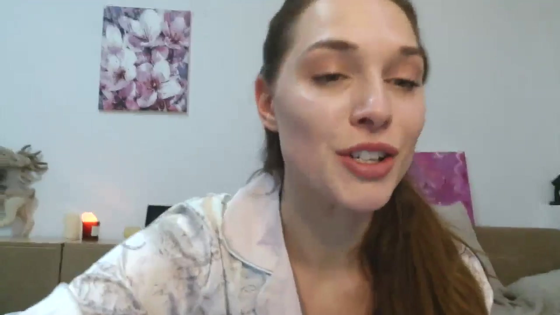 Gallery image thumbnail from HaleyReed's myfreecams stream on, 12/28/2025, 17:16 image 11 of 20