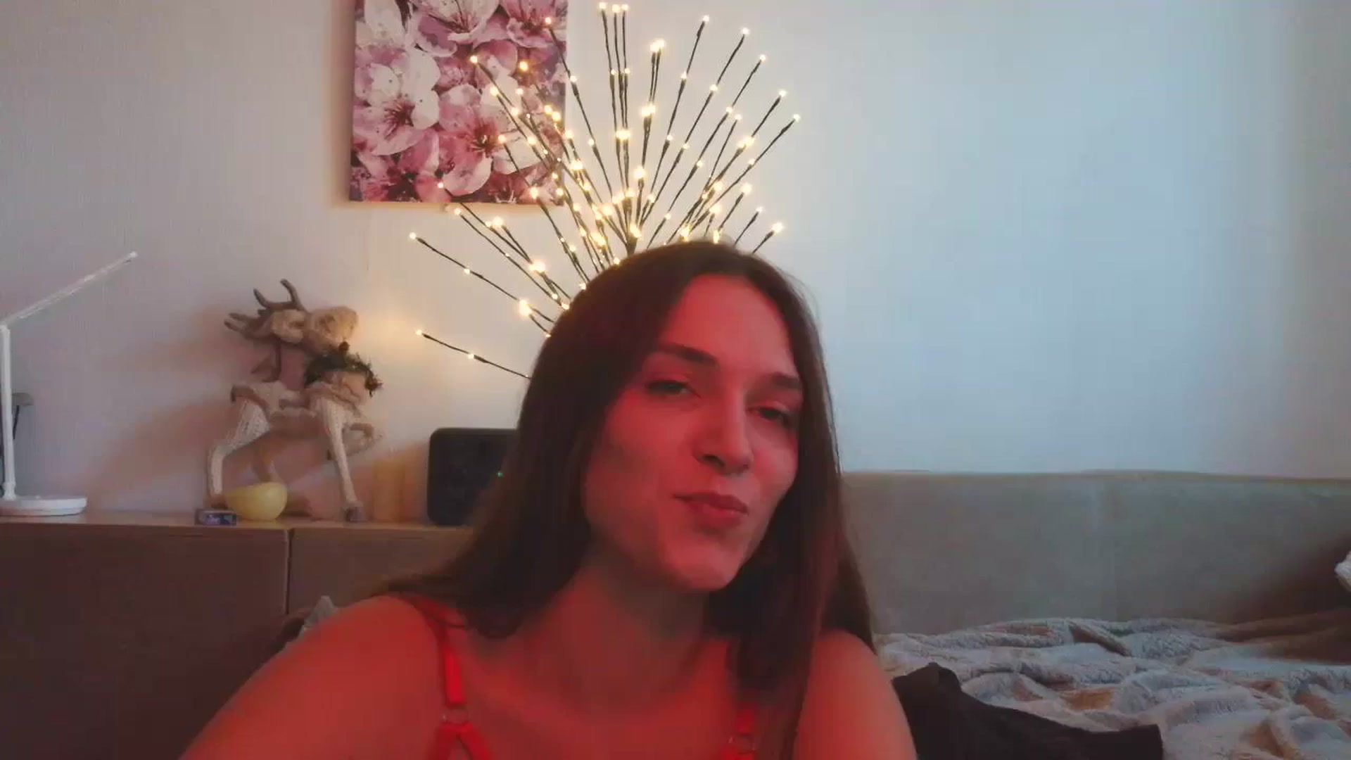 Gallery image thumbnail from HaleyReed's myfreecams stream on, 01/05/2026, 13:09 image 5 of 20